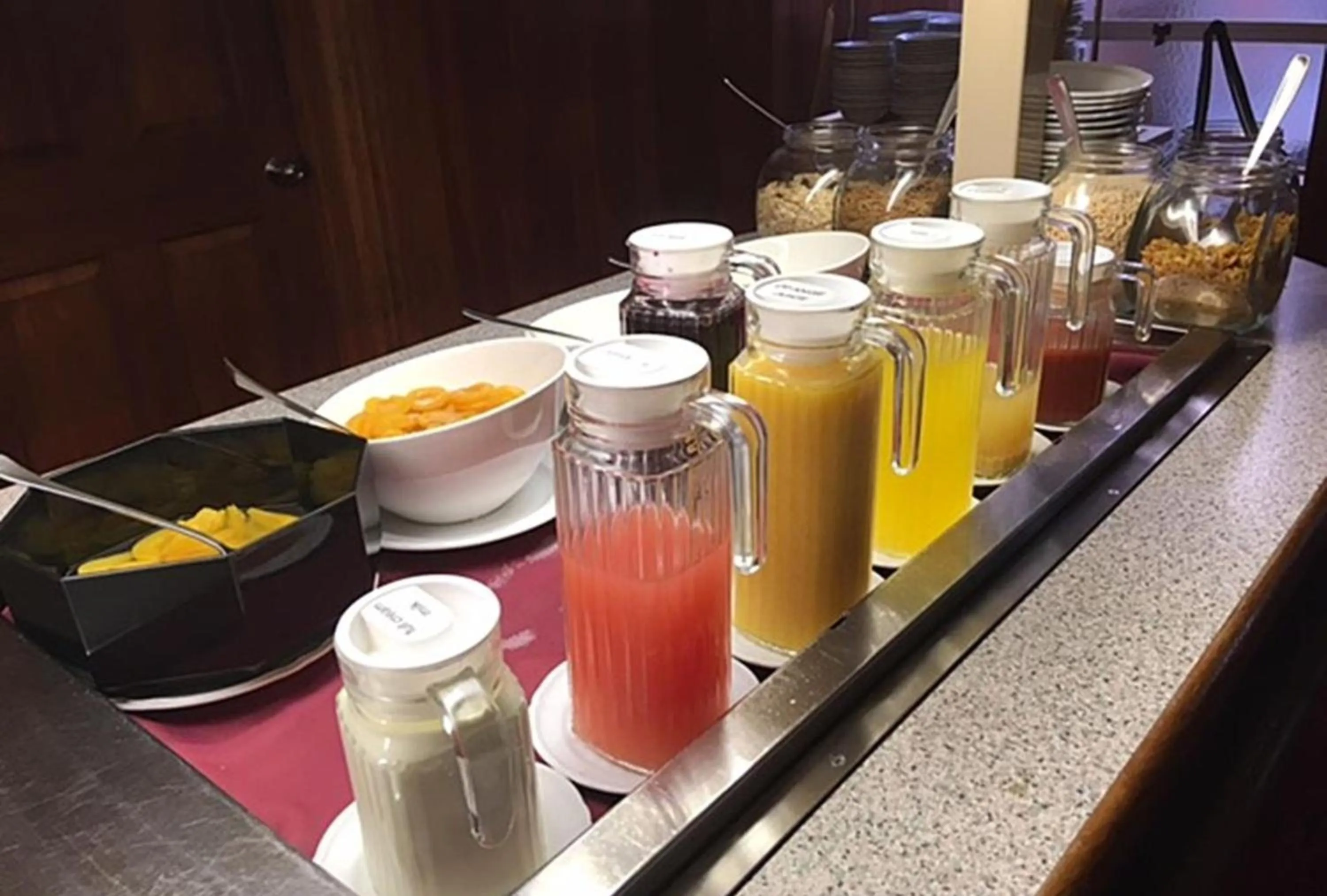 Continental breakfast in Leviathan Hotel