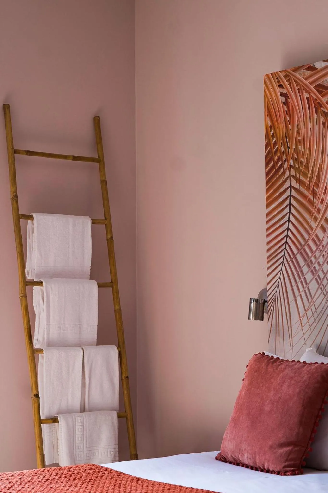 Bed in Arrifana Destination Suites