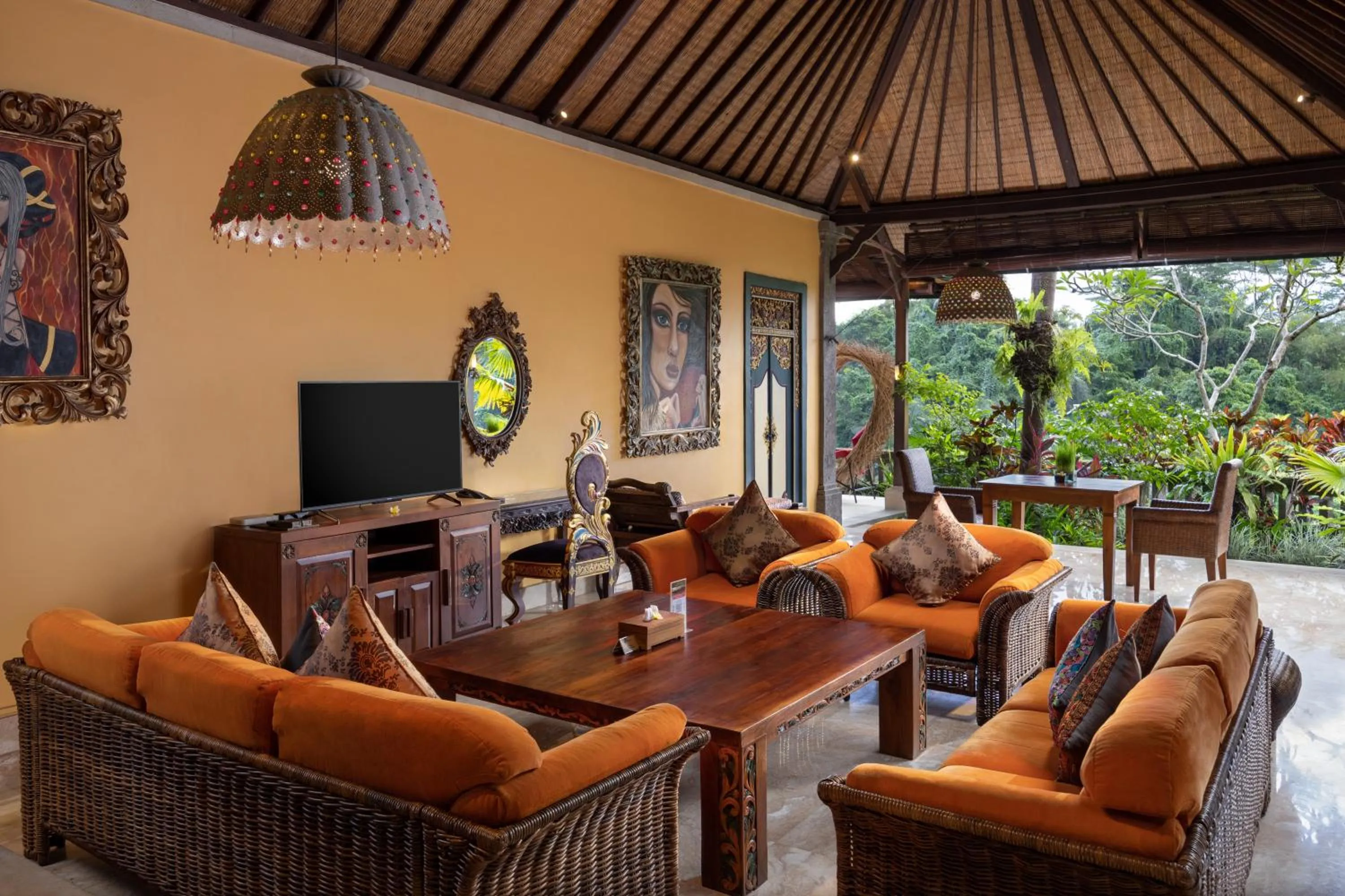 Living room in Bidadari Private Villas & Retreat