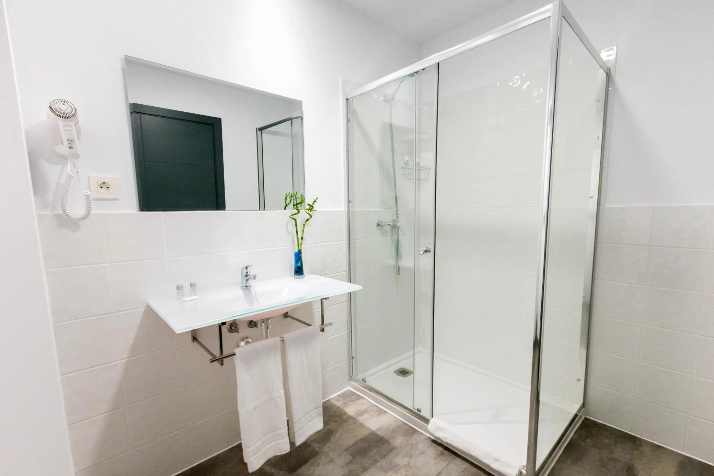 Bathroom in Bajondillo Beach Cozy Inns