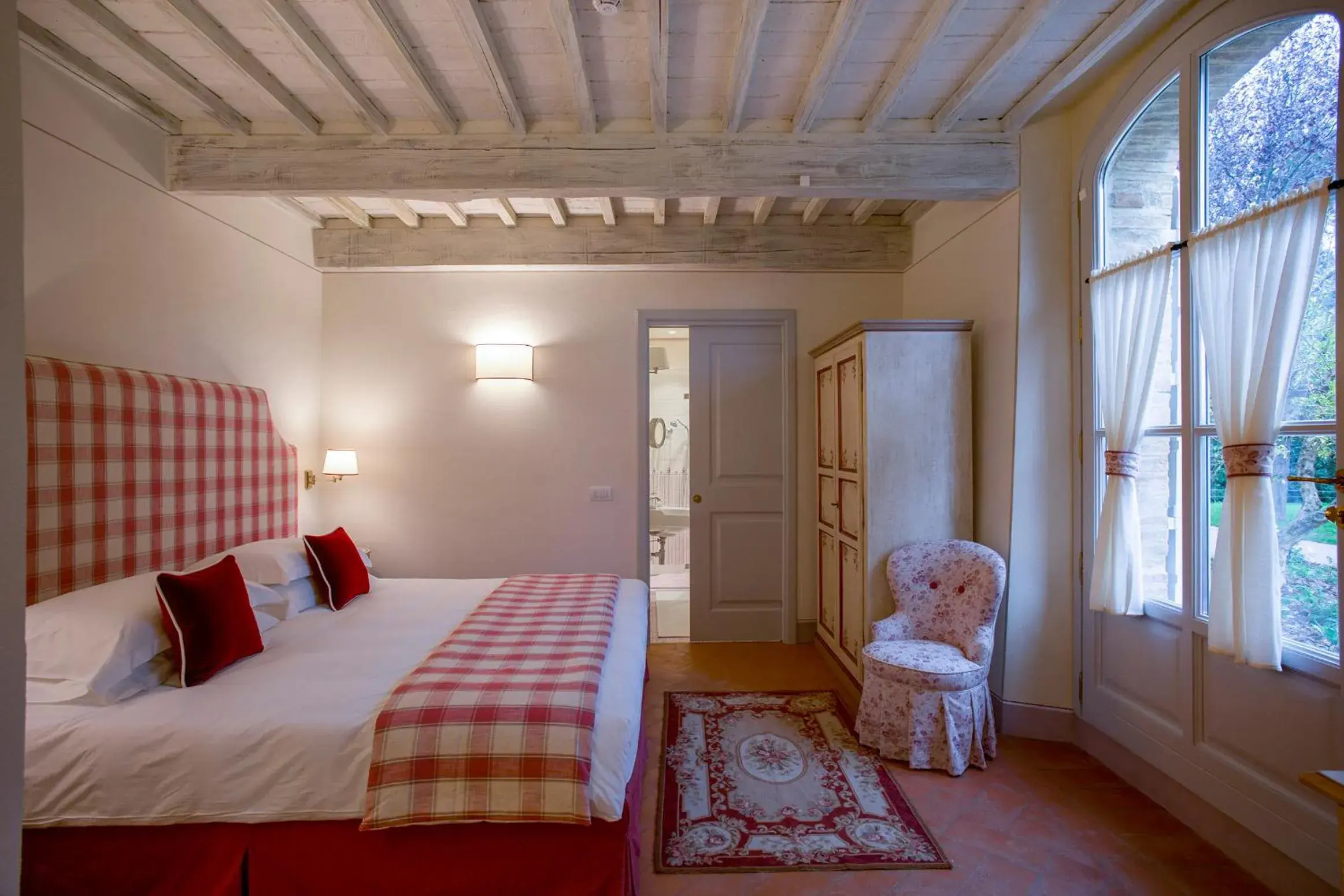 Classic Double Room in Podere Brizio Classic Double Room in Podere Brizio
