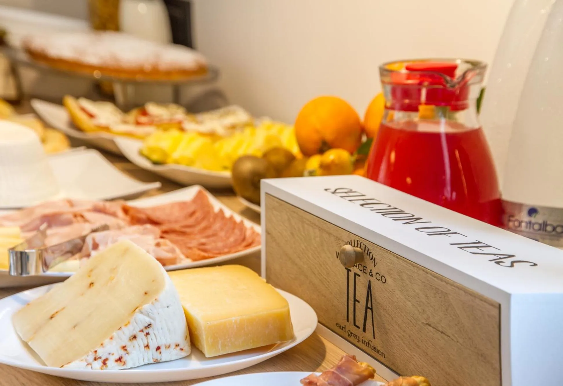 Continental breakfast in B&B Cortile Umberto I