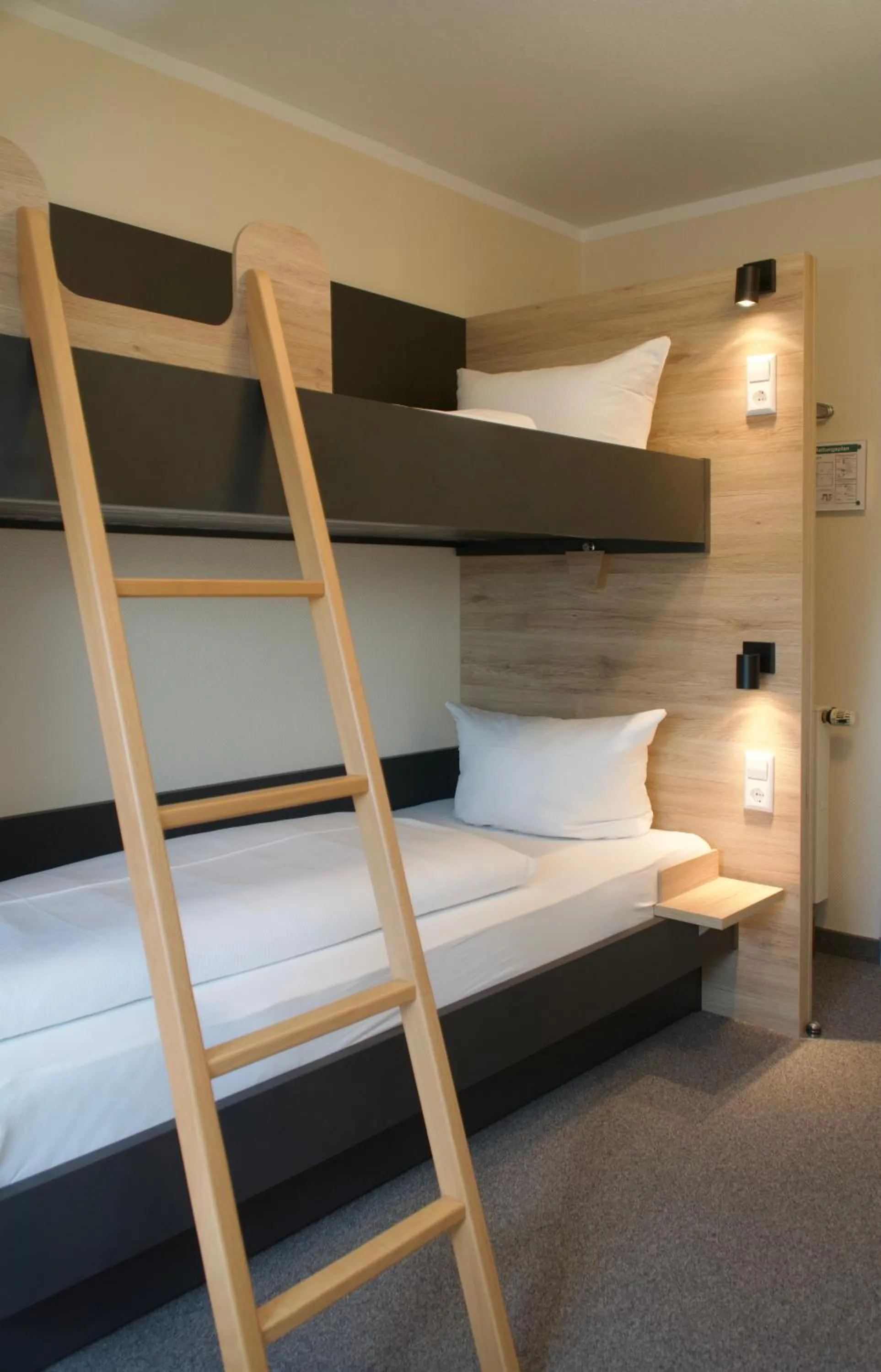 Bedroom, Bed in Tagungszentrum Blaubeuren