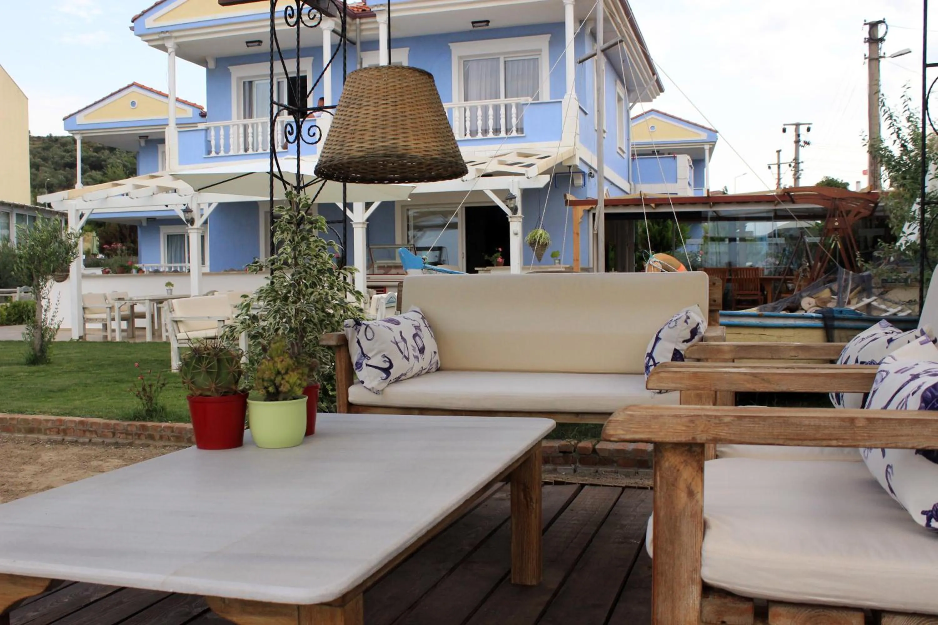 Facade/entrance in Cundavilla Hotel & Suites