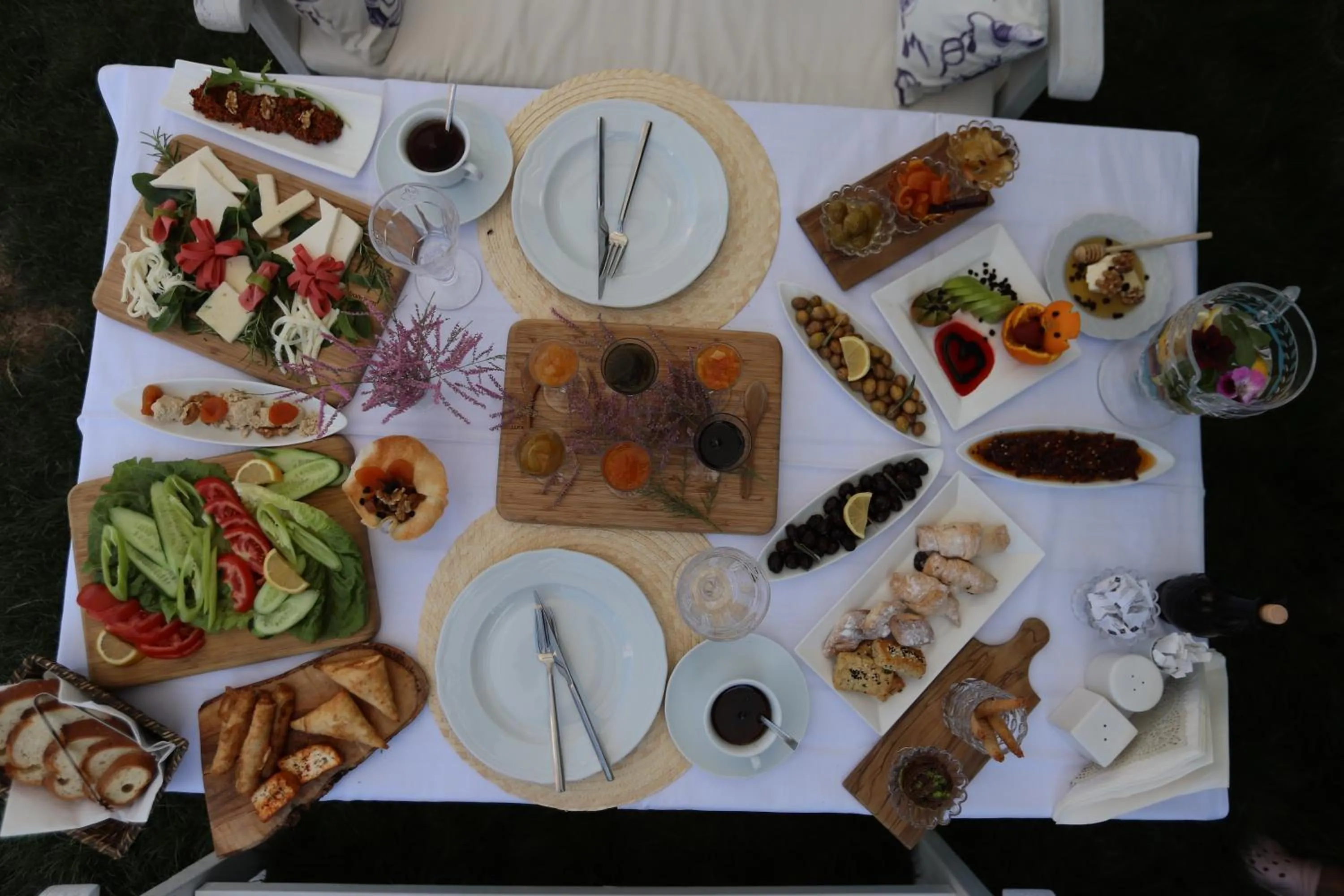 Food and drinks in Cundavilla Hotel & Suites