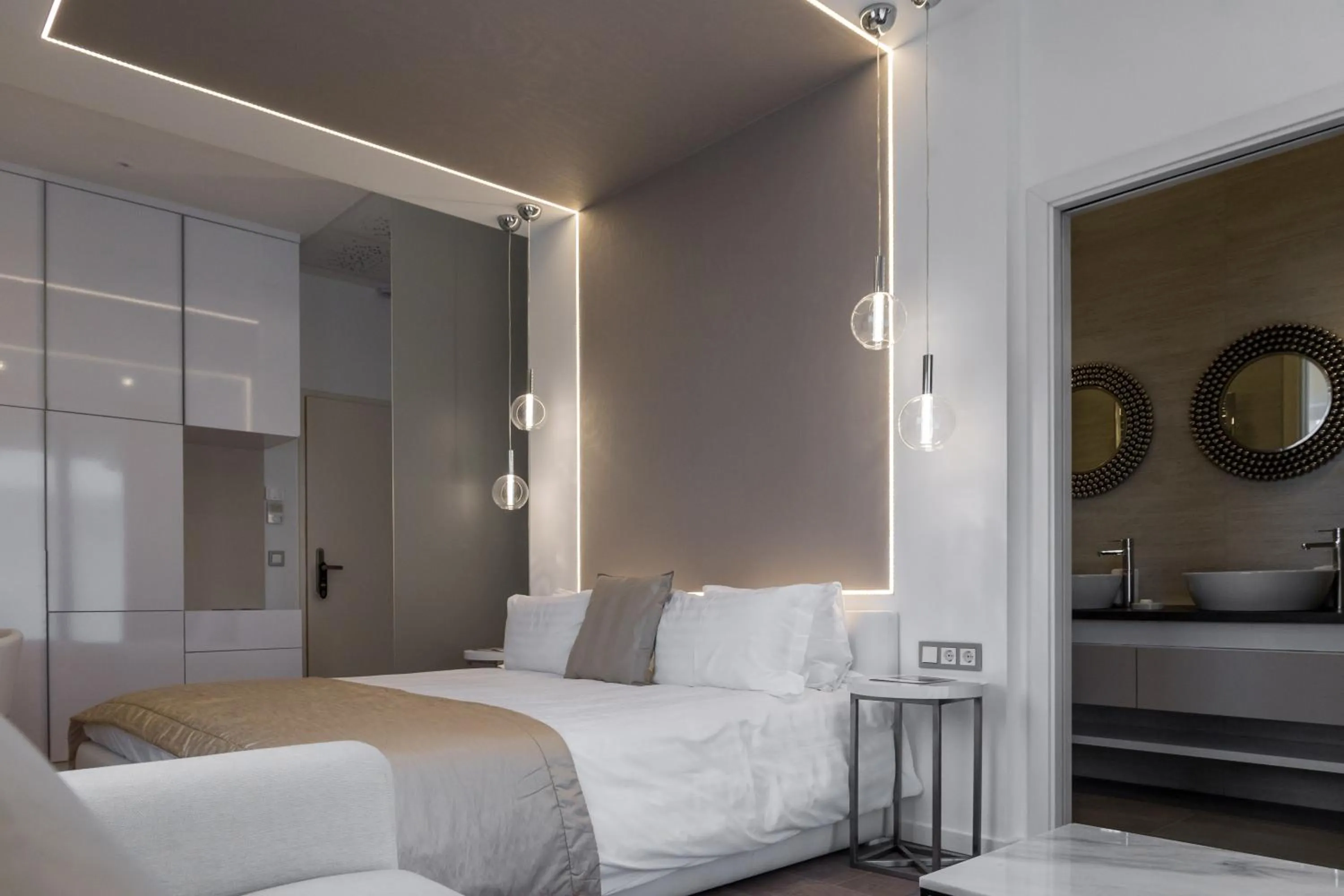 Bed in Zala Springs Golf Resort