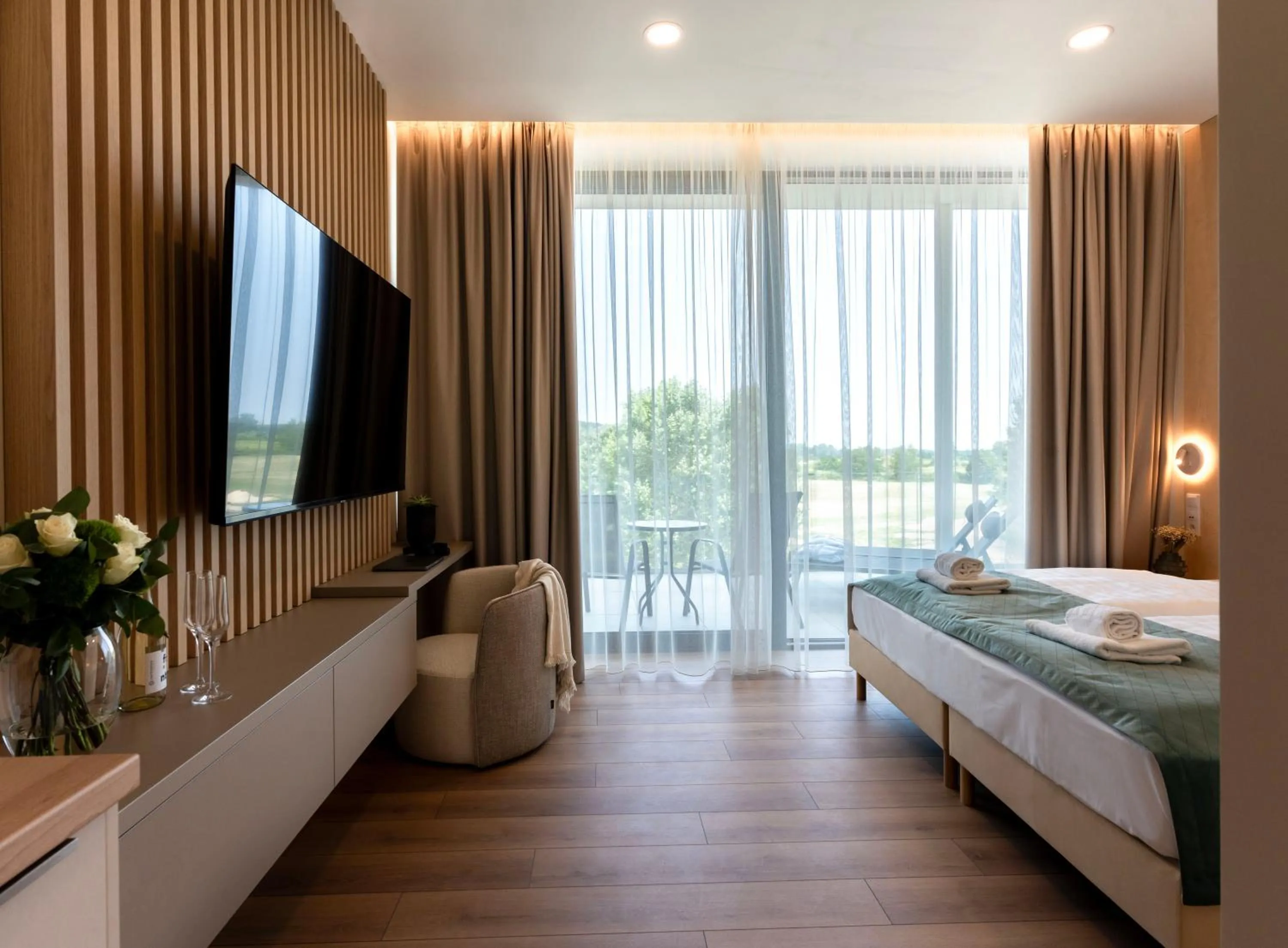 Bed in Zala Springs Golf Resort