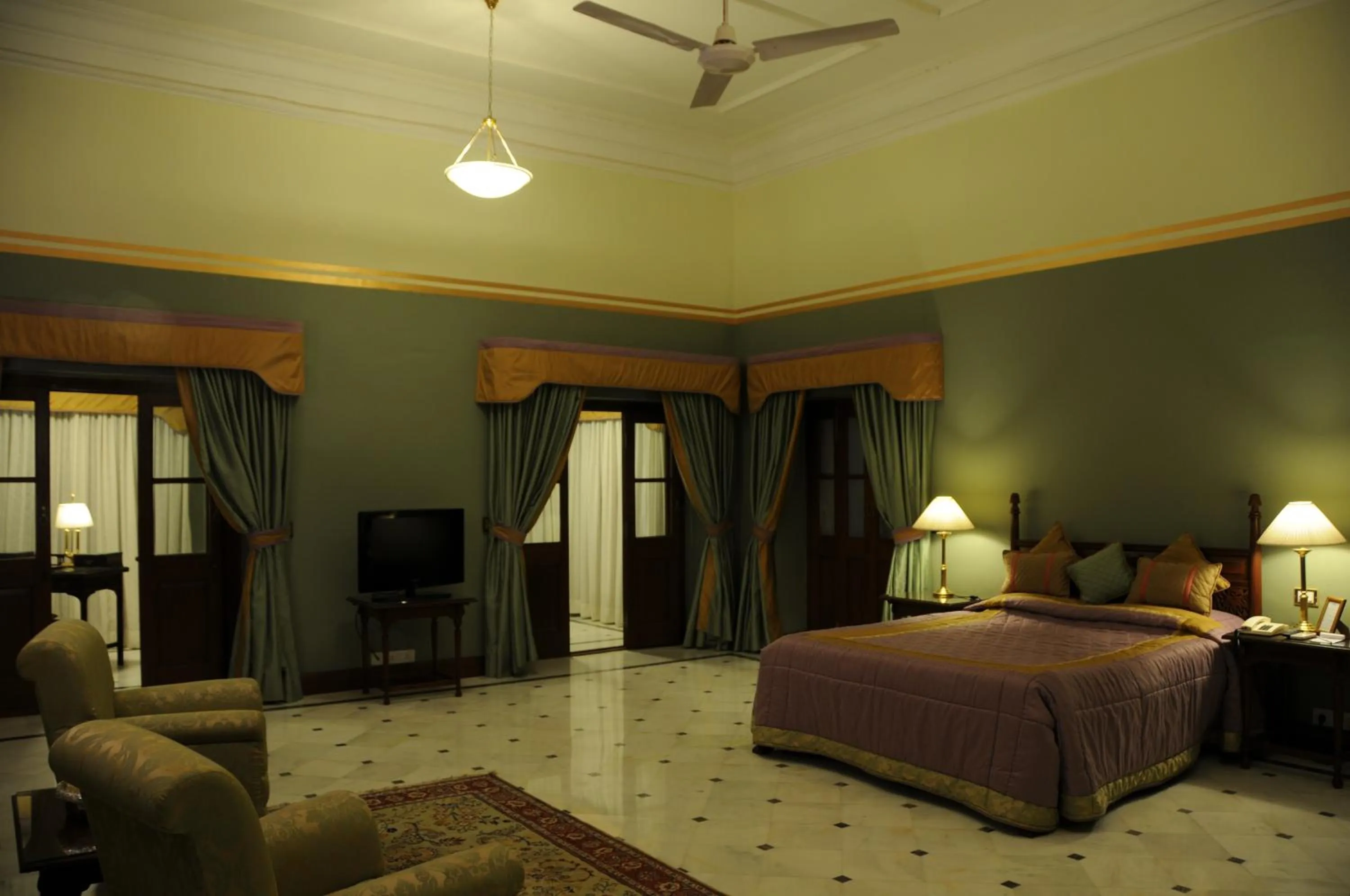 Photo of the whole room, Bed in Palace Hotel - Bikaner House