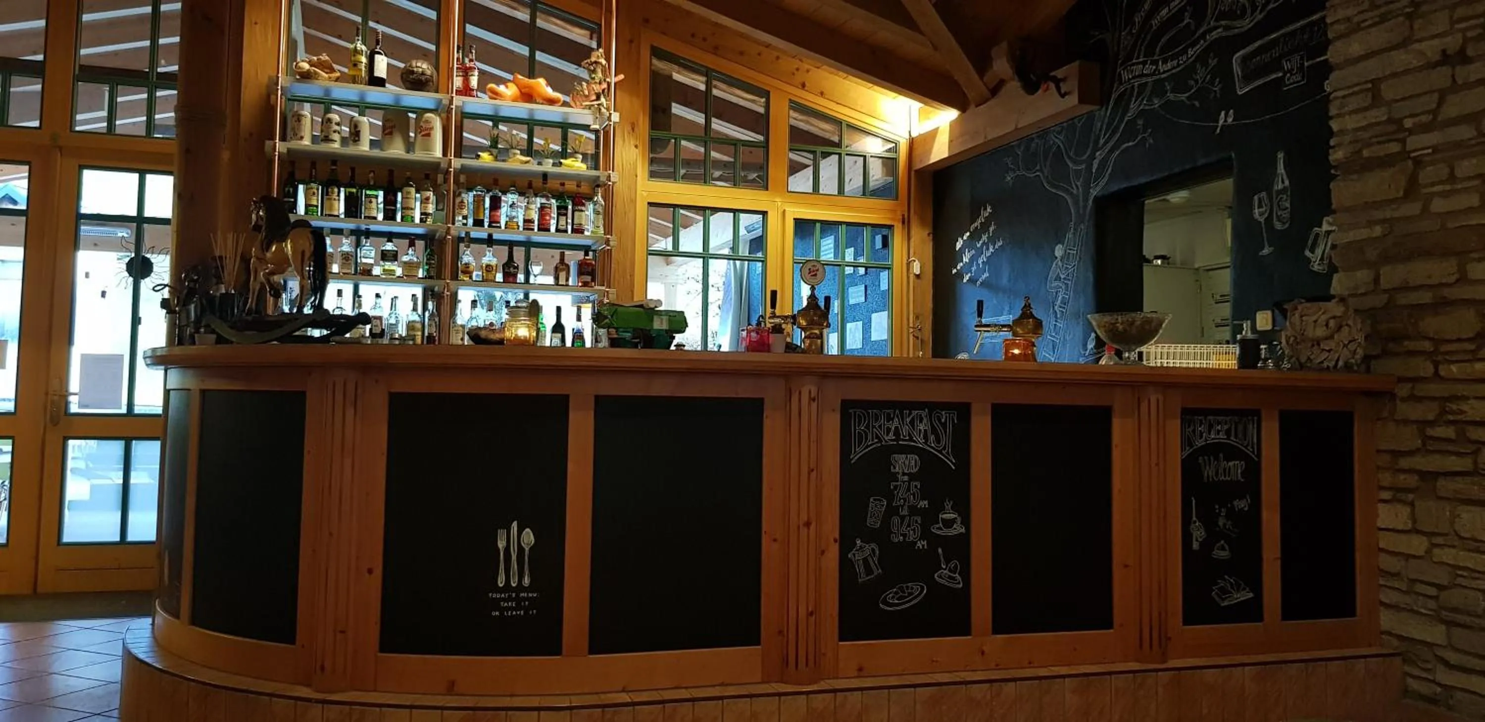 Lounge or bar in Hotel Sonnenlicht Maria Alm