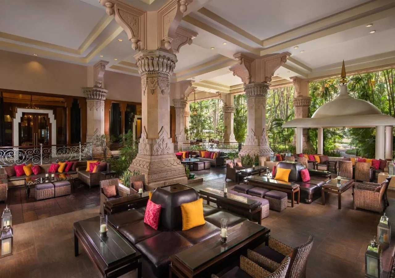 Lounge or bar in The Leela Palace Bengaluru