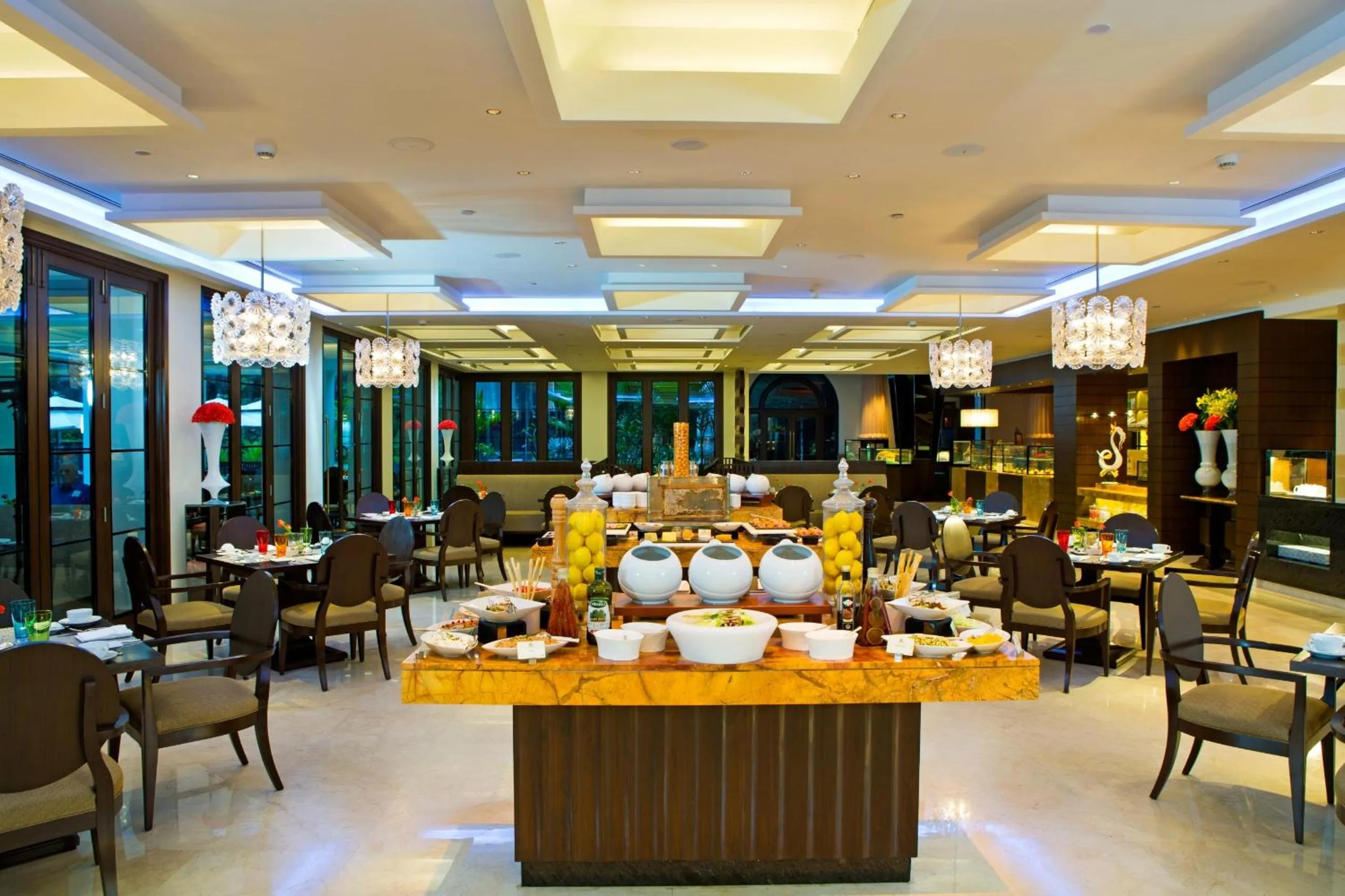 Restaurant/places to eat in The Leela Palace Bengaluru