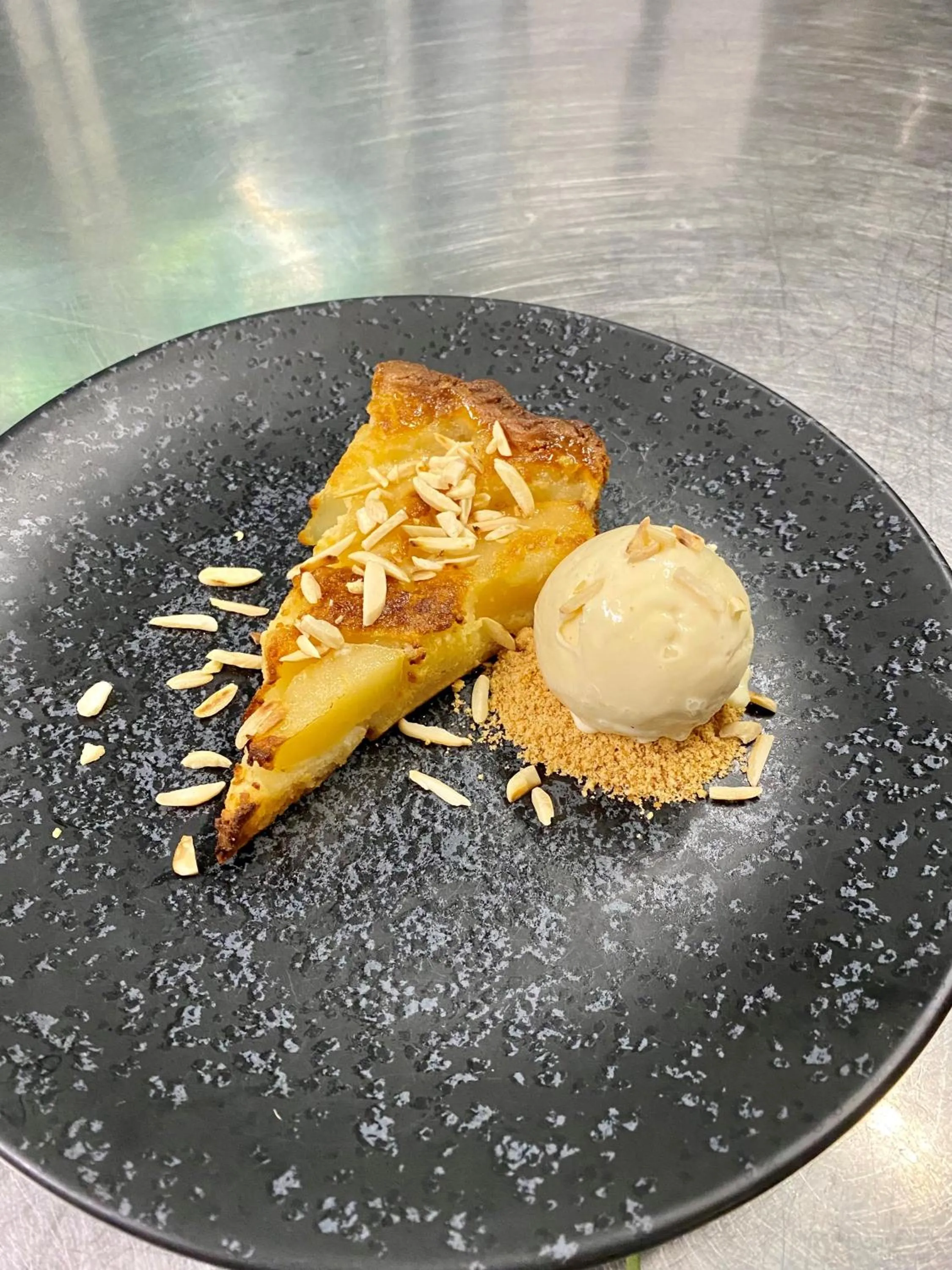 Restaurant/places to eat in Blommenslyst Kro