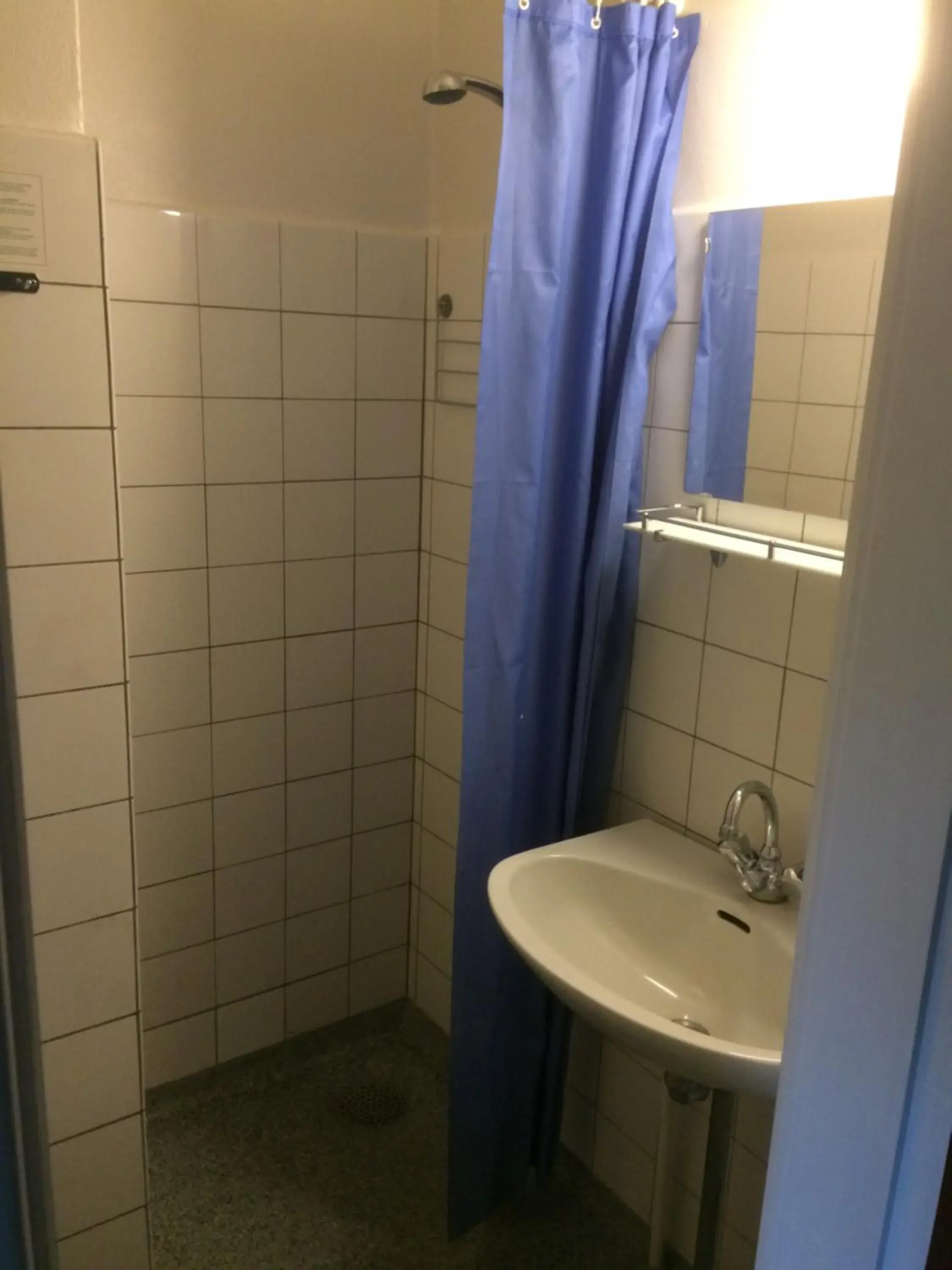 Economy Single Room - Ground Floor in Blommenslyst Kro Economy Single Room - Ground Floor in Blommenslyst Kro