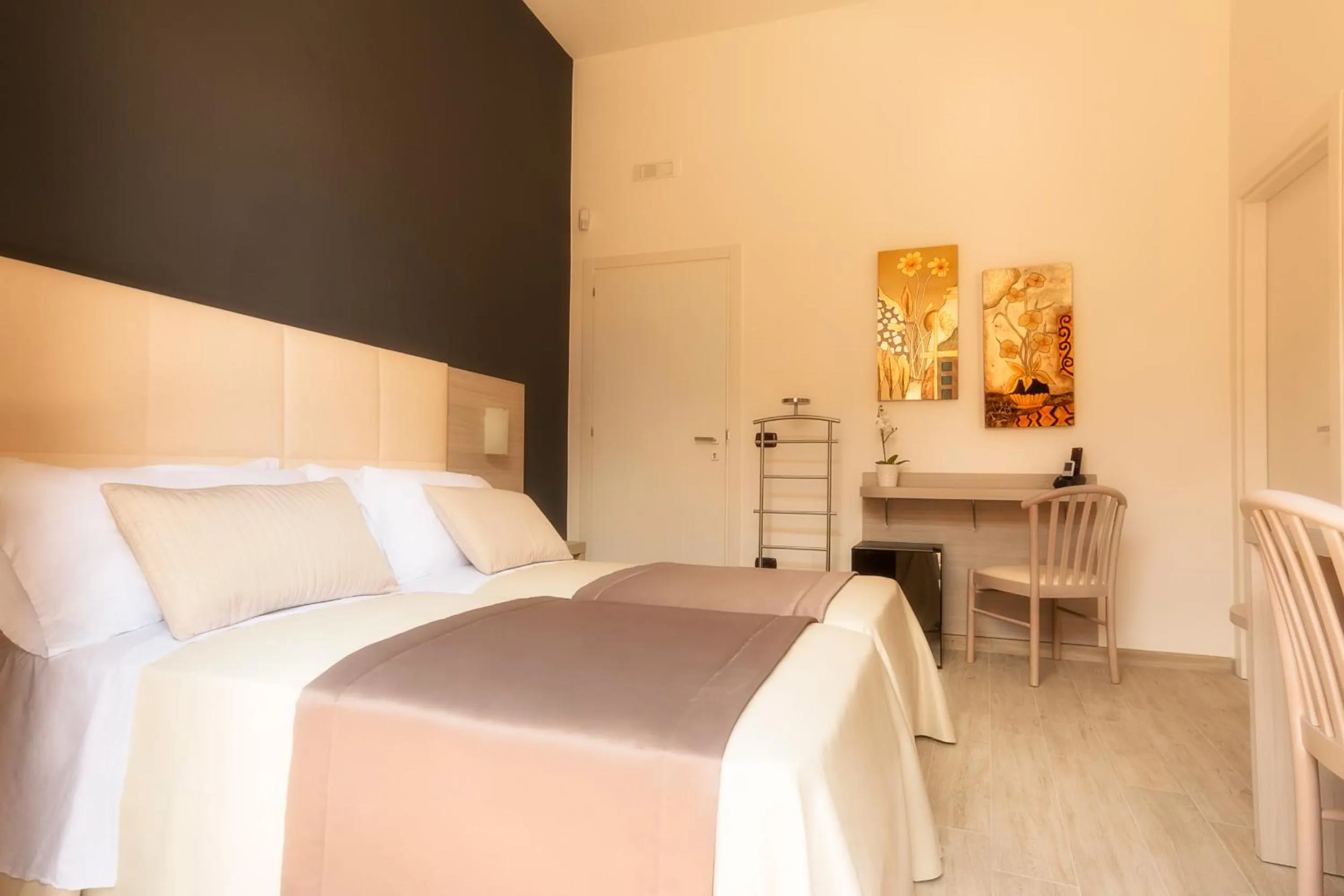 Bedroom, Bed in B&B Mariella's House