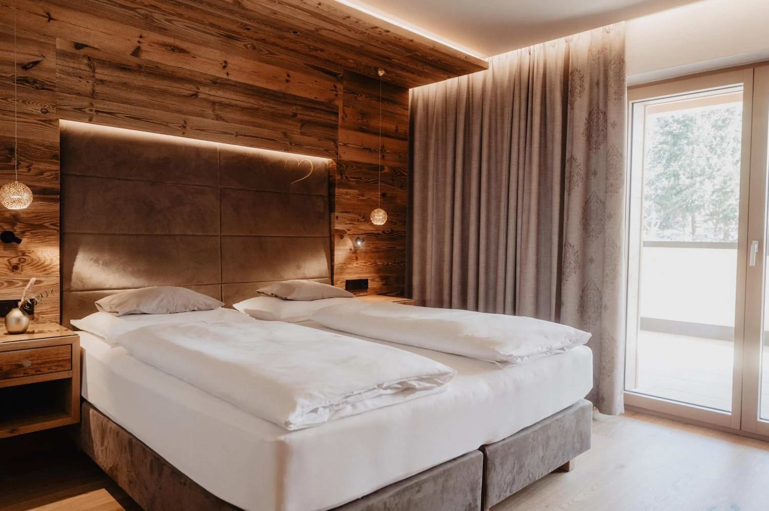 Bed in Hotel Berghof - St Johann in Salzburg