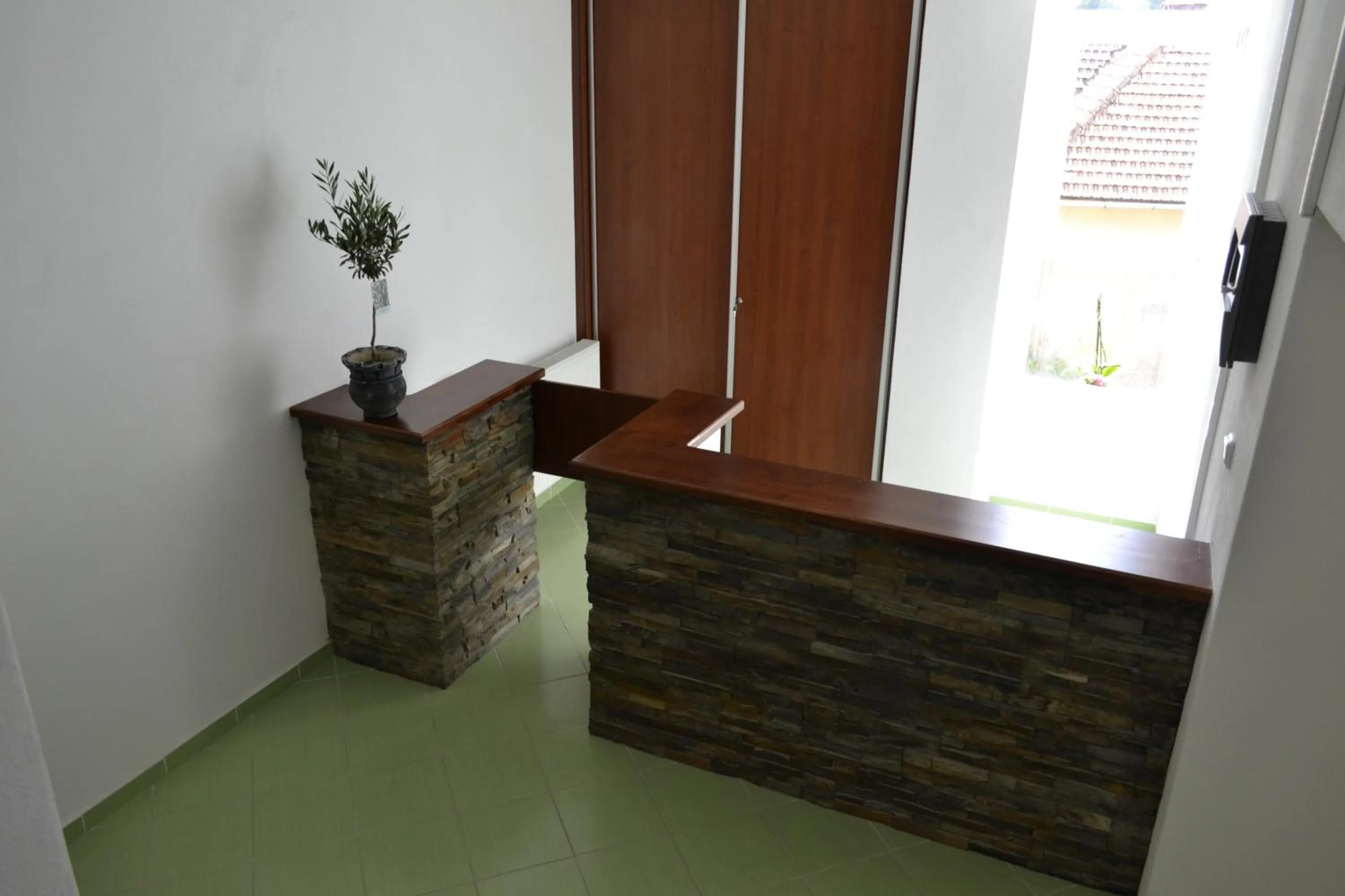 Lobby or reception in Leone Penzion&Restaurant