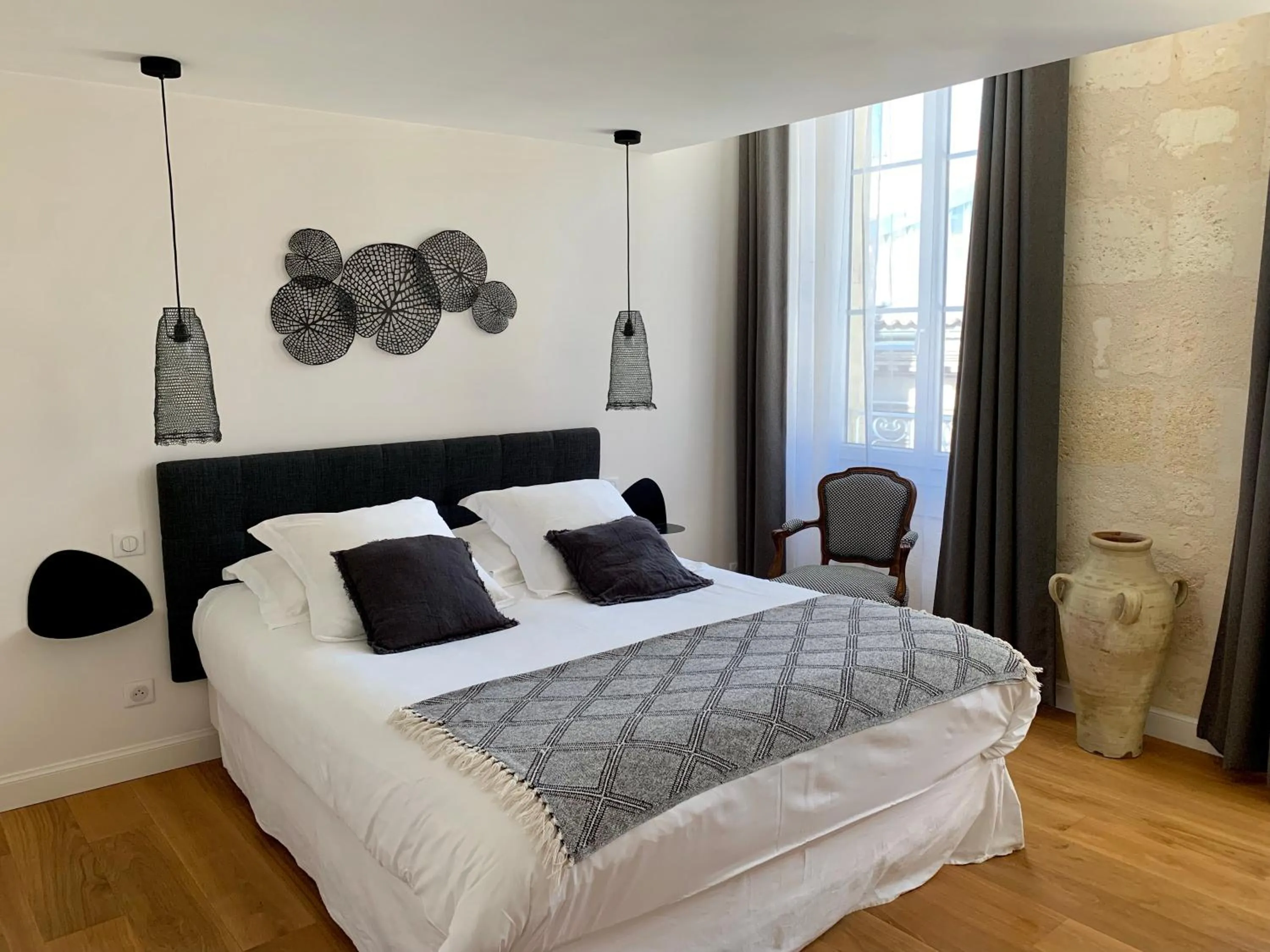 Bed in La Maison Odeia Bordeaux Centre