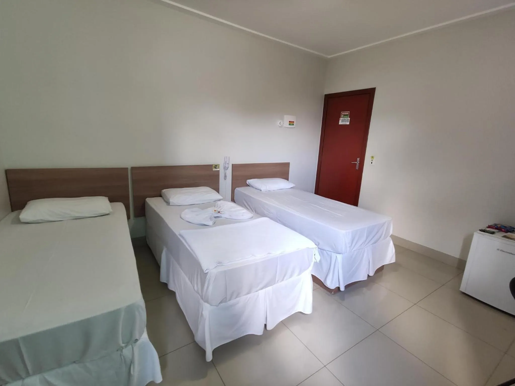 Bed in Cemarim Hotel