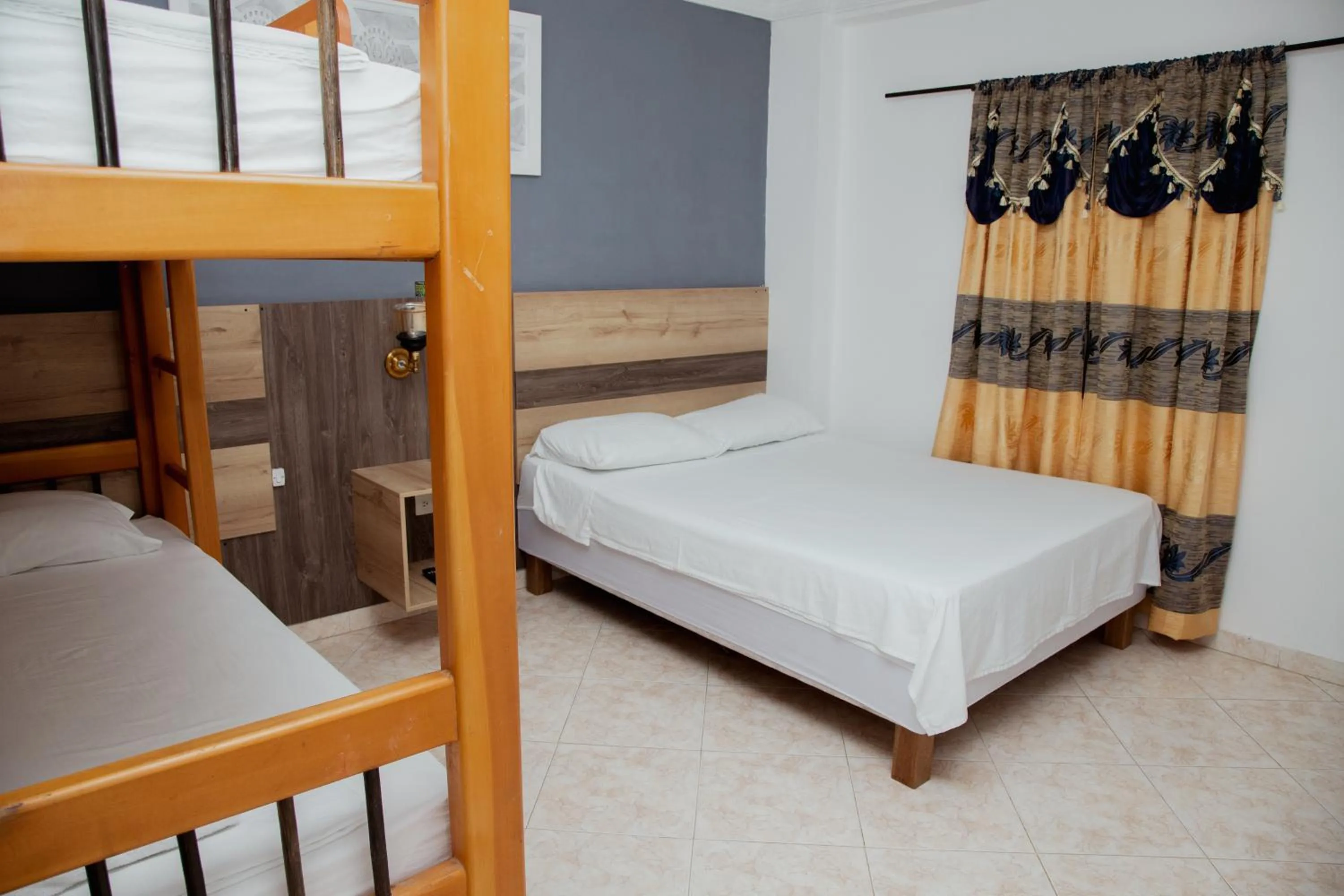 Photo of the whole room, Bed in Hotel Real Guatapé