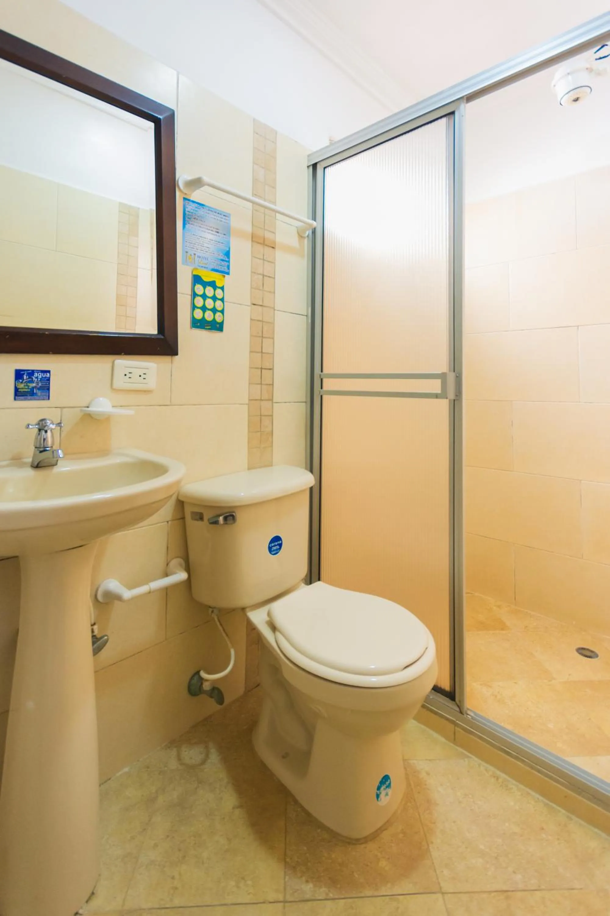 Shower in Hotel Real Guatapé