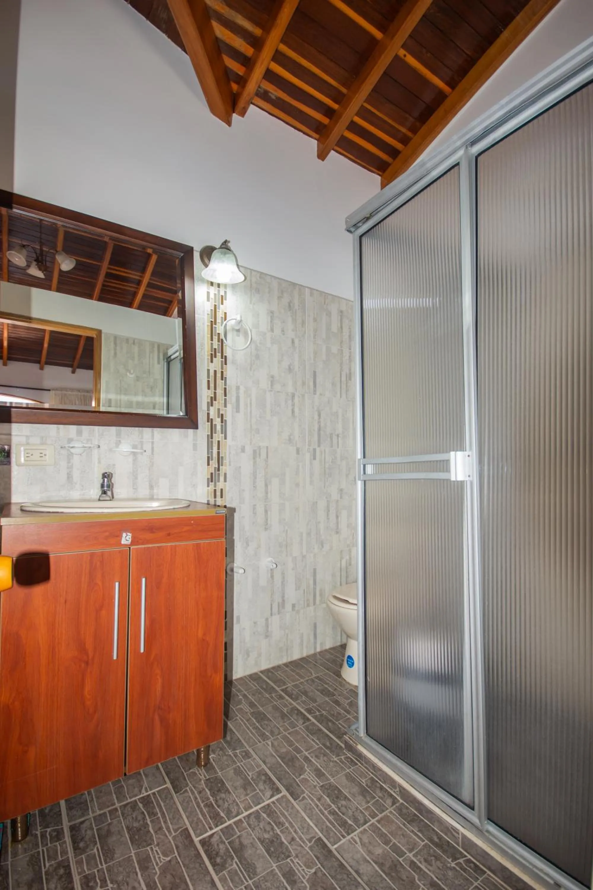 Shower in Hotel Real Guatapé