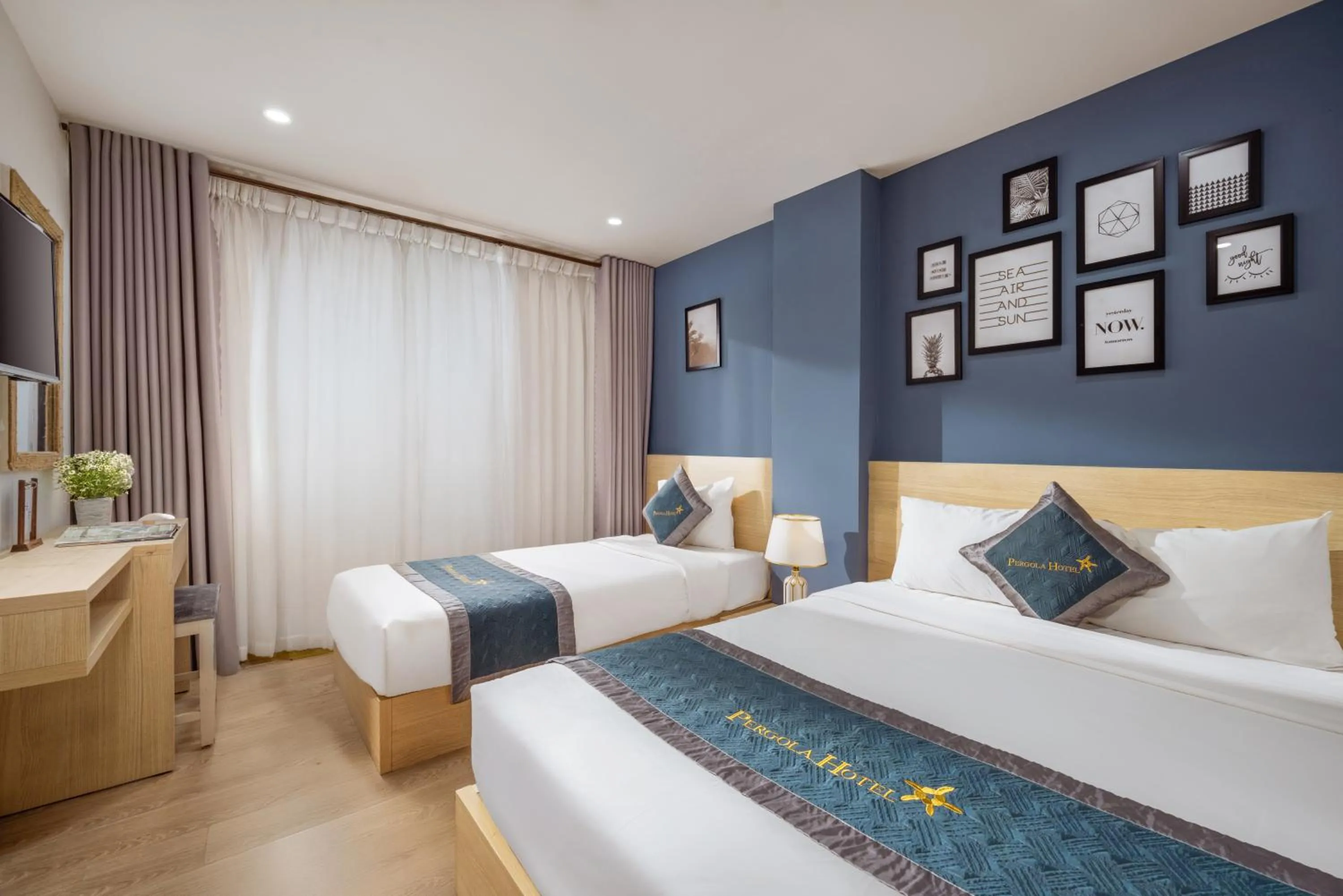 Bedroom, Bed in The Pergola Design Hotel