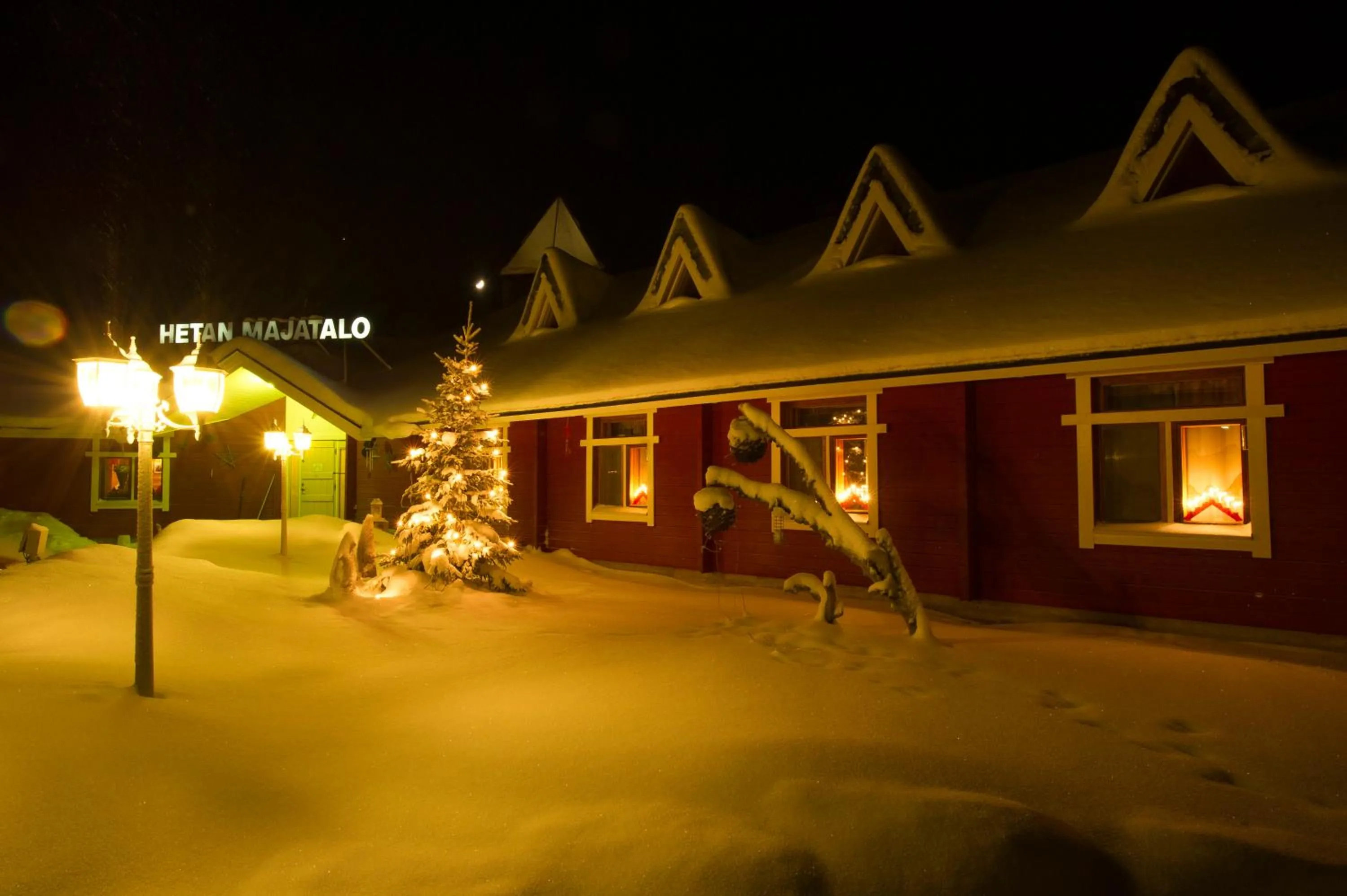 Property building in Hotel Hetan Majatalo