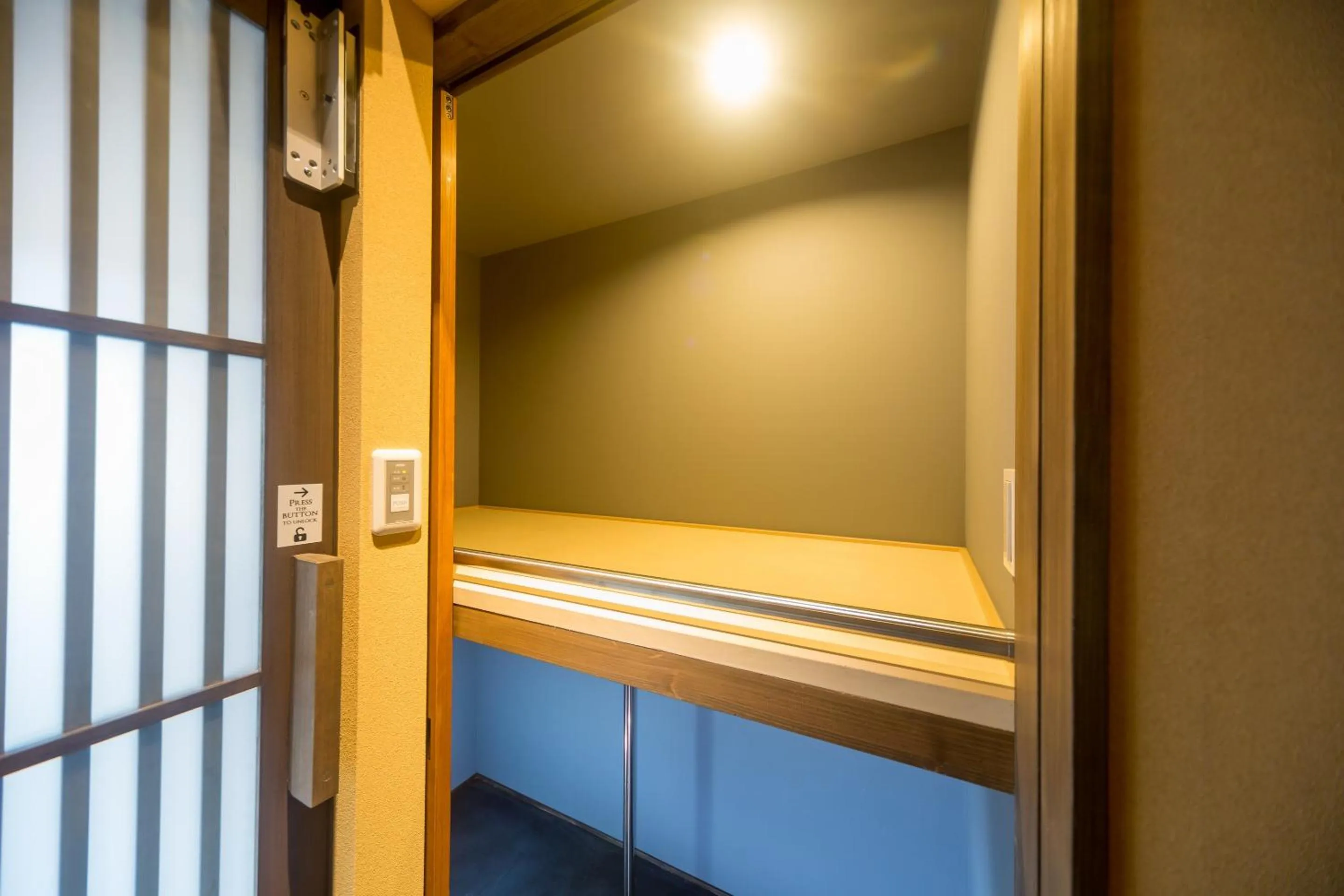 Lobby or reception in RESI STAY NISHIKI