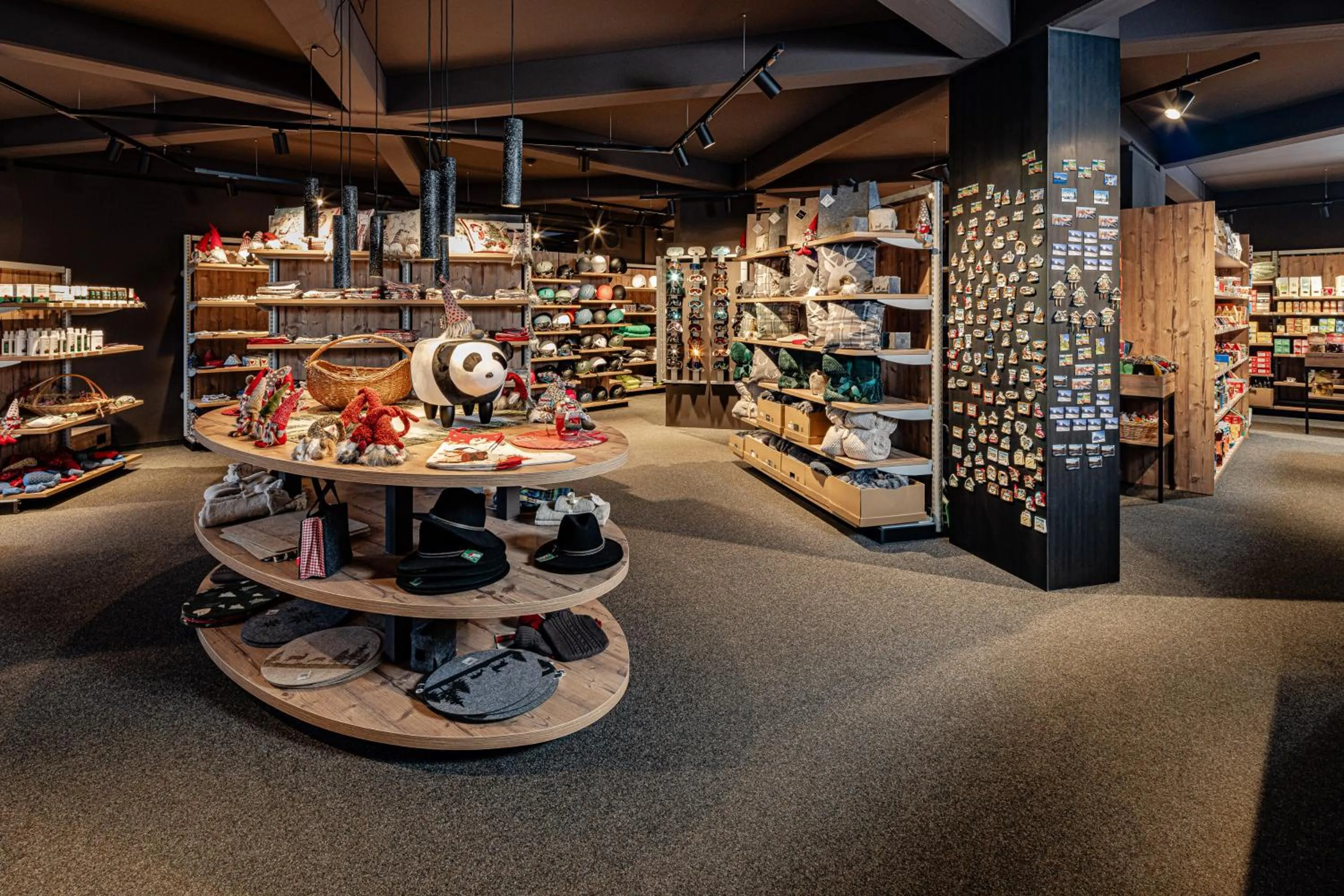 On-site shops in Sporthotel Obereggen