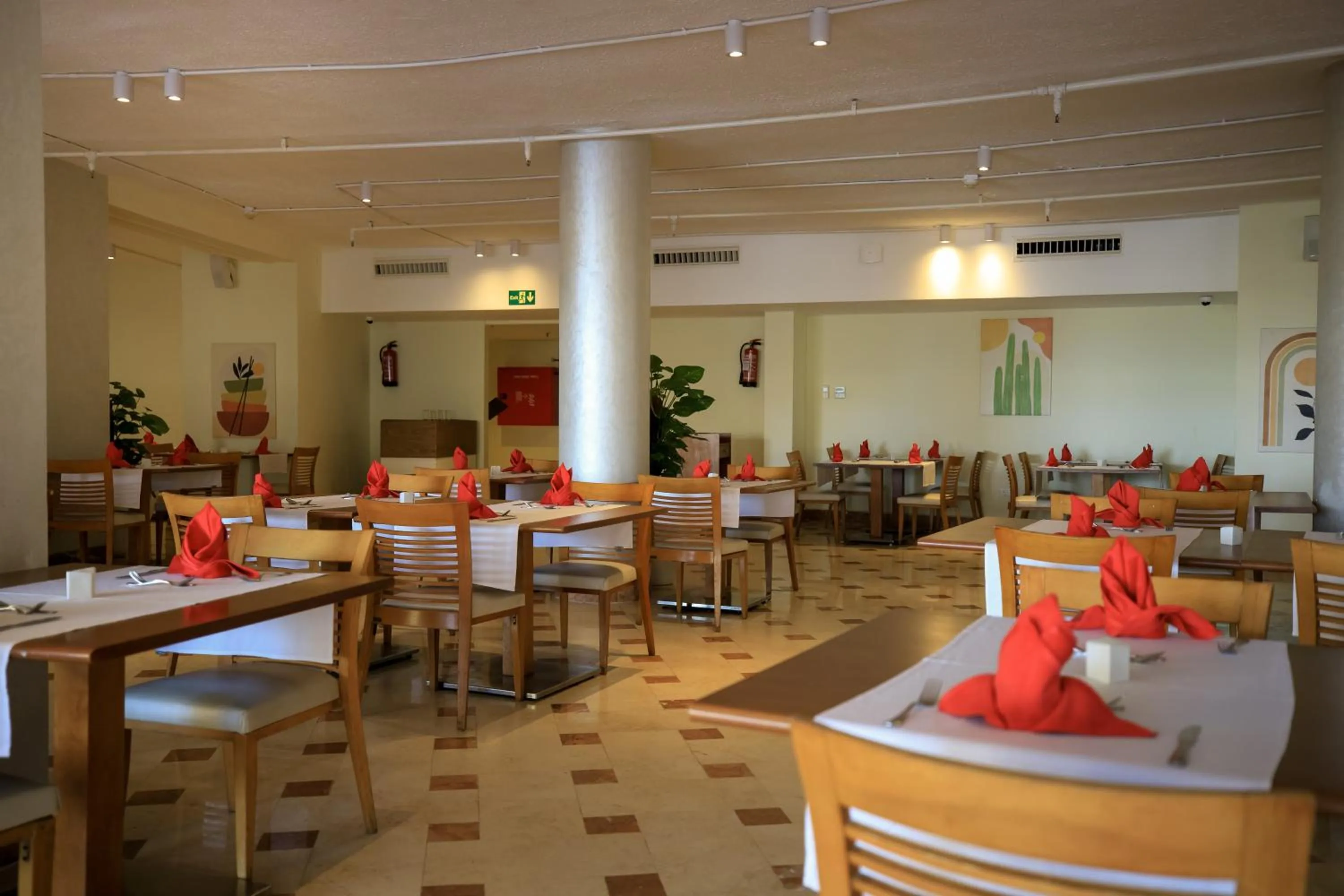 Restaurant/places to eat in Amwaj Beach Club Abu Soma