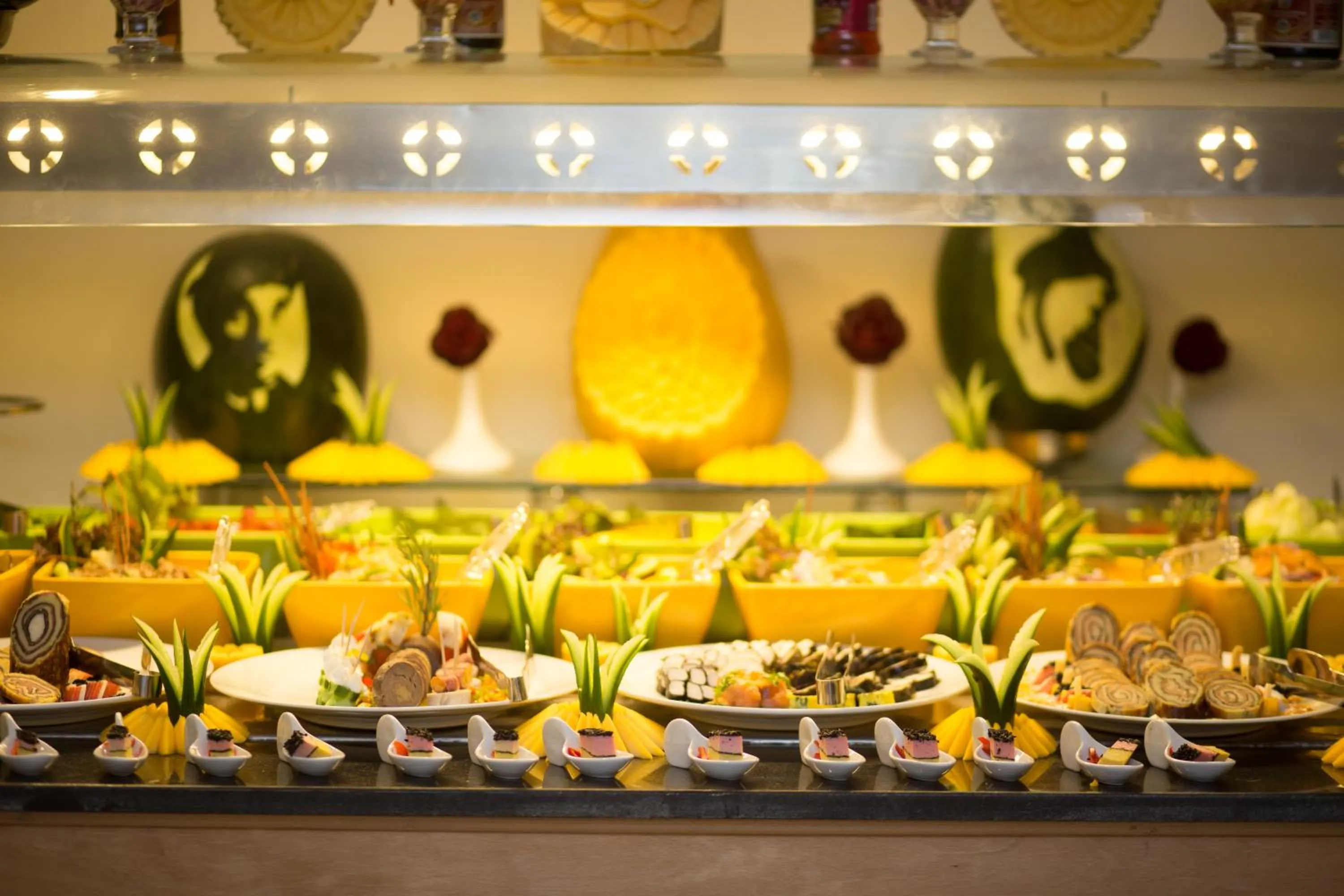 Food and drinks in Amwaj Beach Club Abu Soma