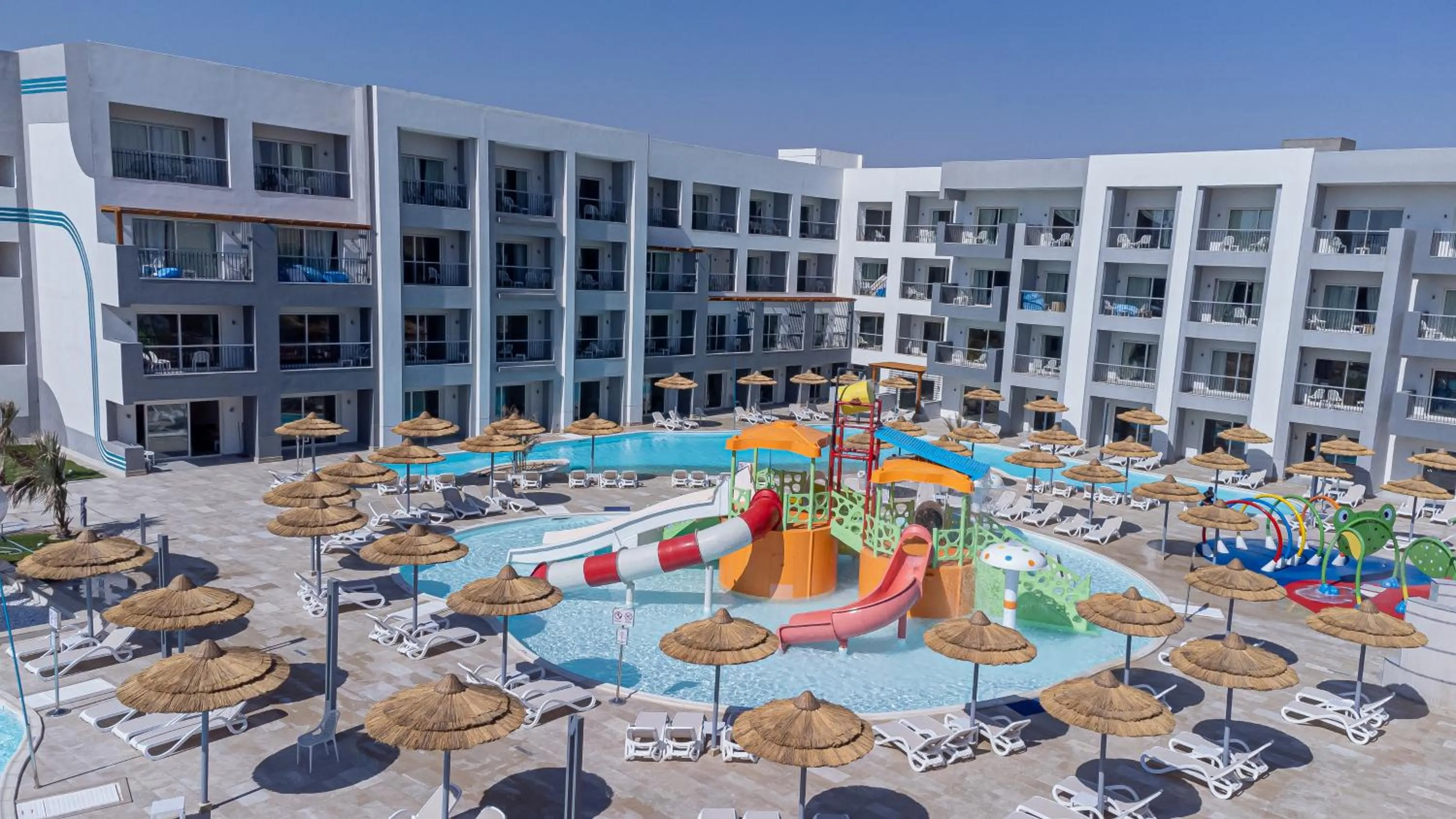 Property building in Amwaj Beach Club Abu Soma