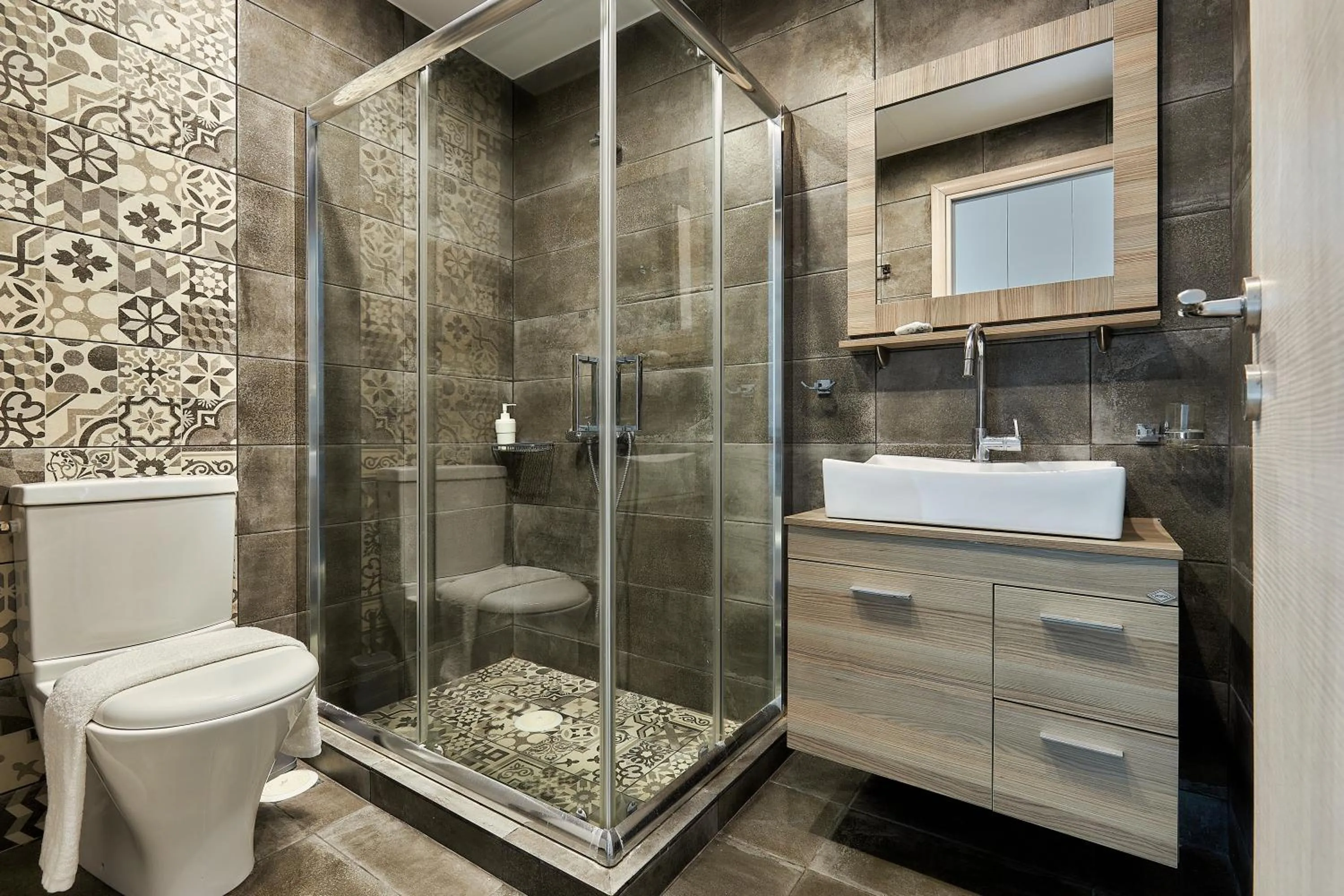 Villa Emilia - with private, heated swimming pool