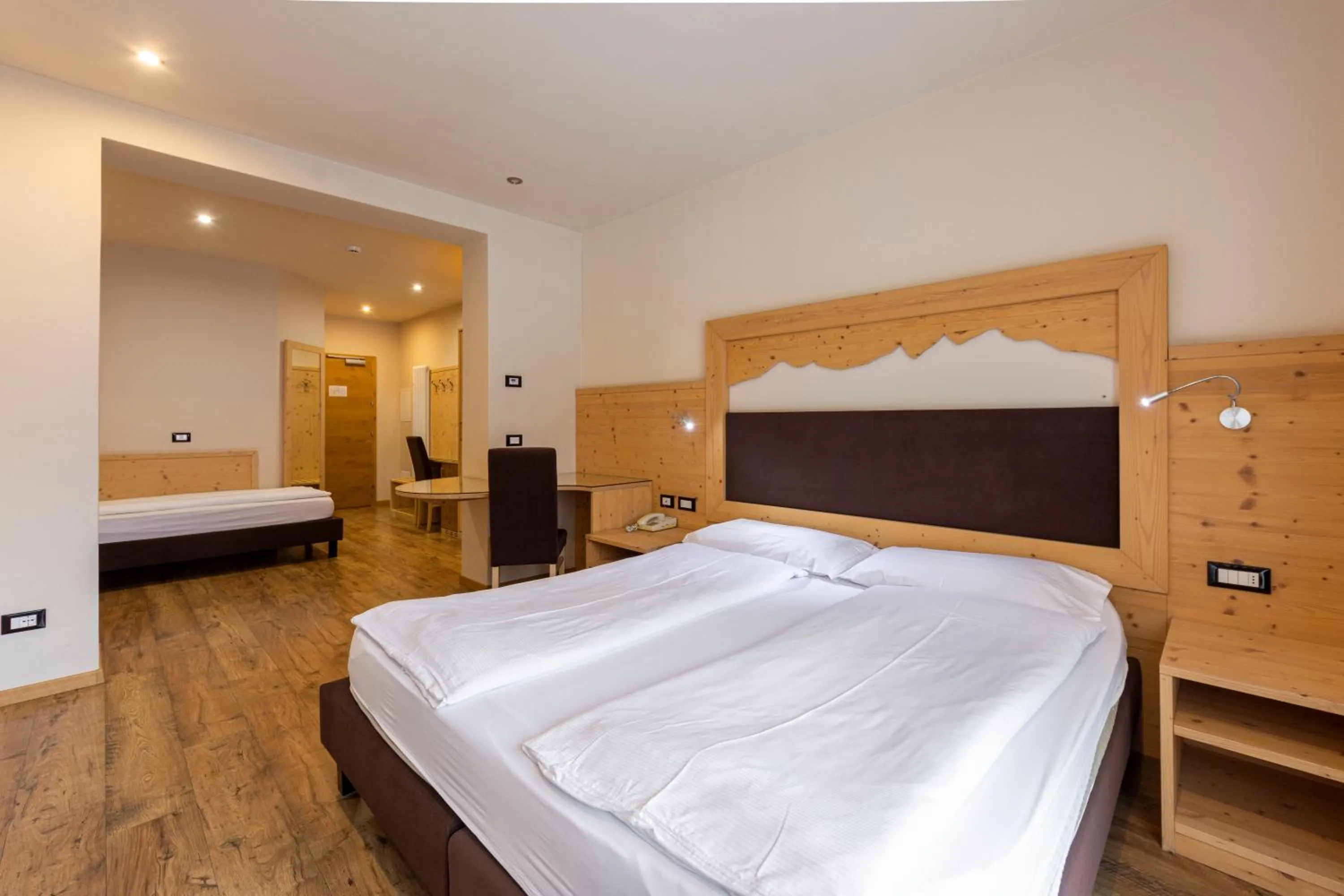 Bed in Park Hotel Avisio