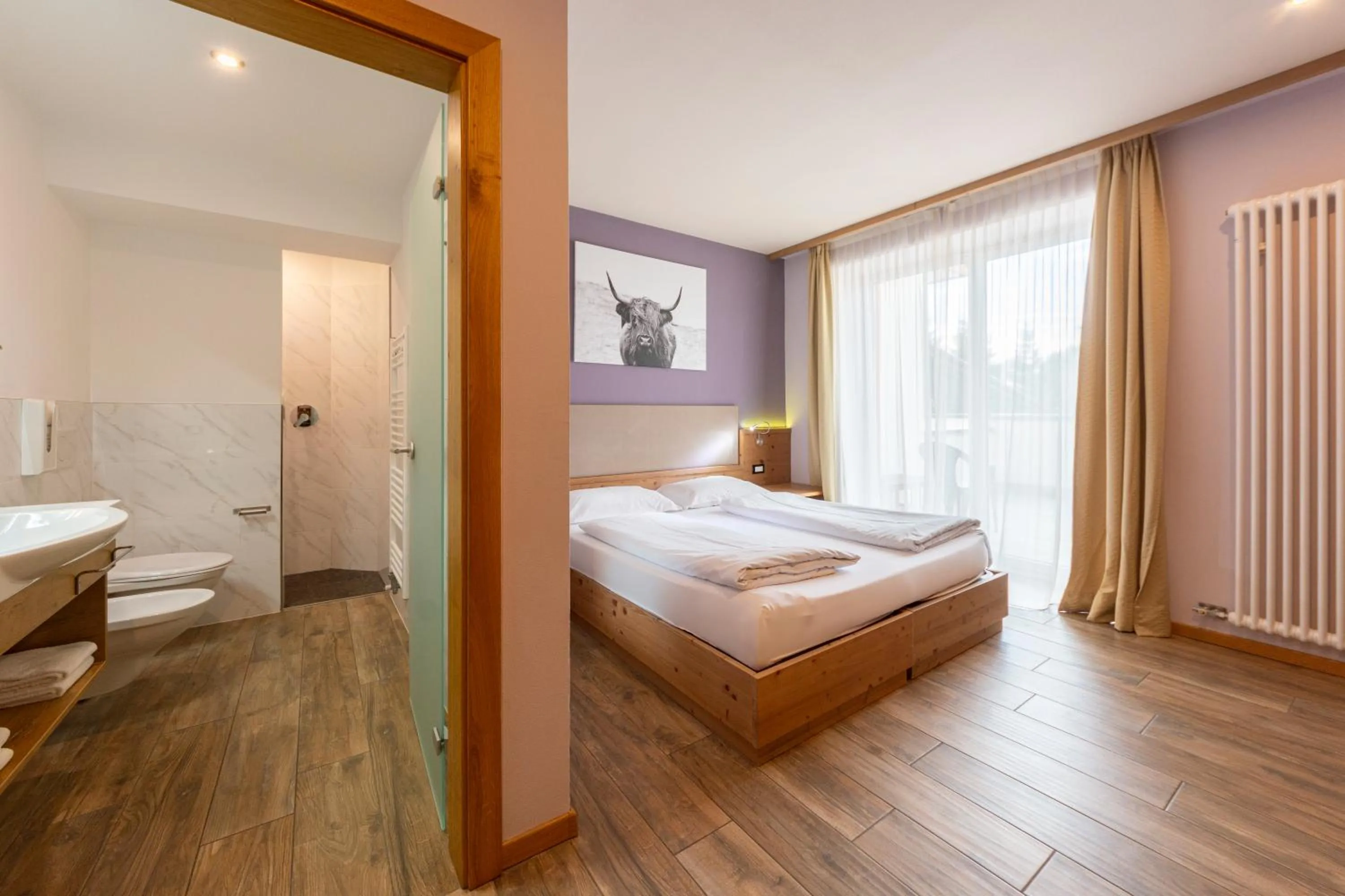 Bed in Park Hotel Avisio