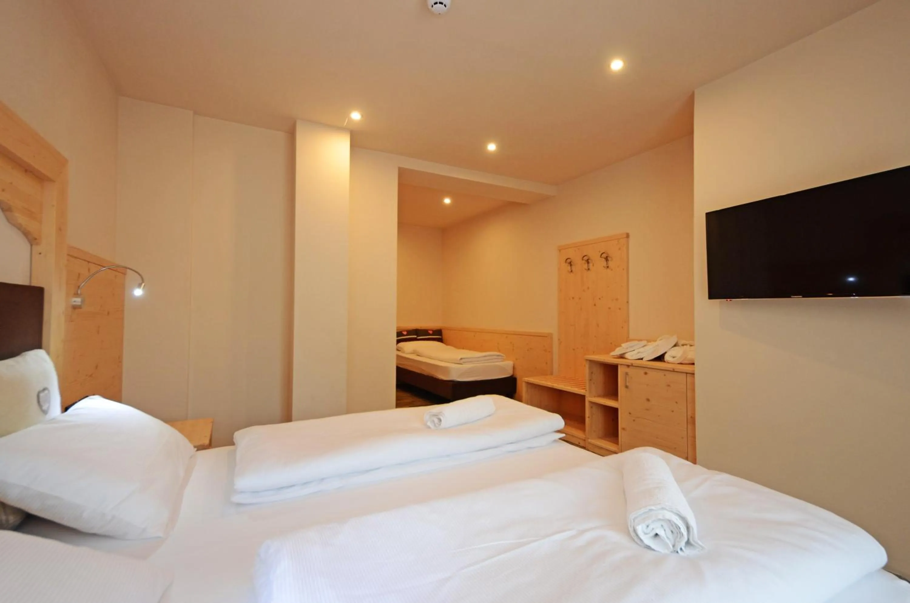 Photo of the whole room, Bed in Park Hotel Avisio