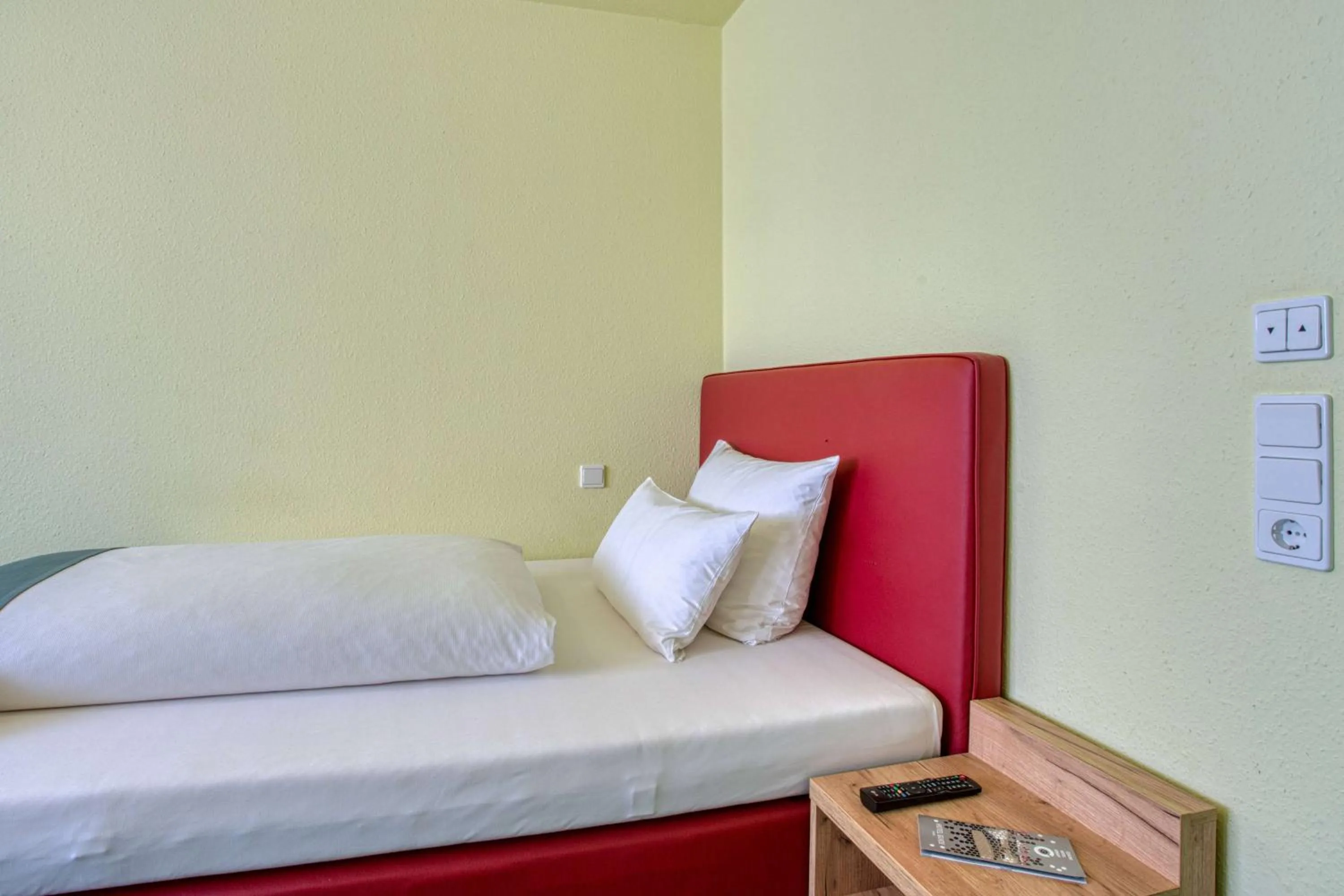 Photo of the whole room, Bed in Centro Hotel Böblingen, Trademark Collection by Wyndham