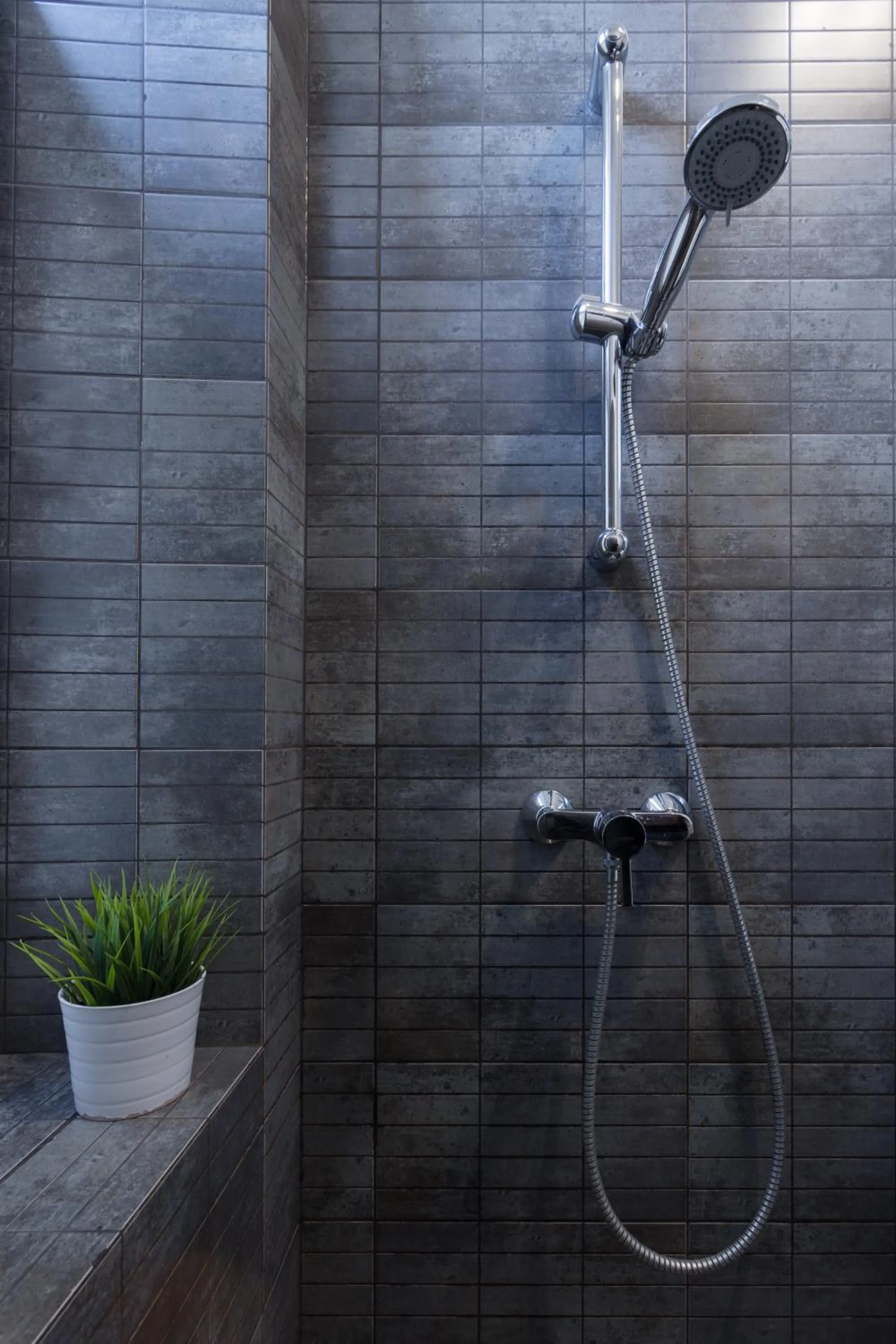 Shower in Angel House Aparthotel