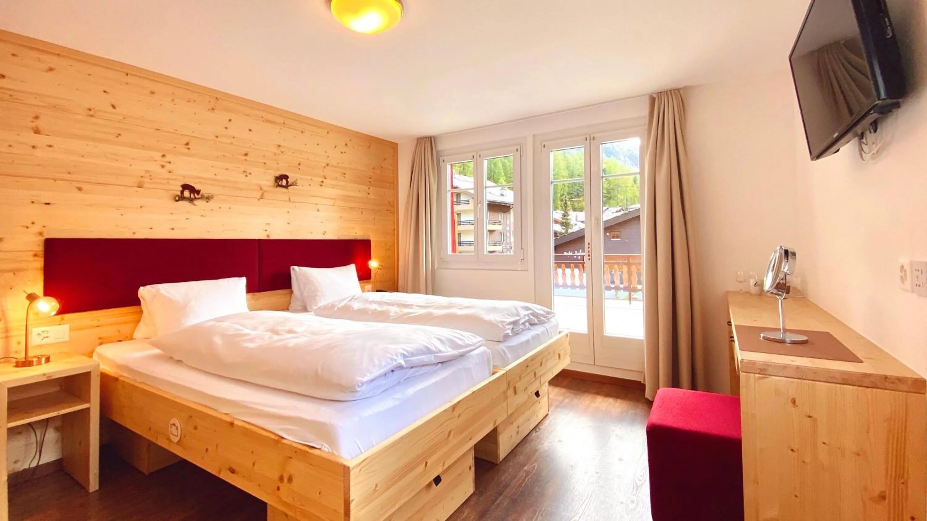 TV and multimedia, Bed in Hotel Capricorn