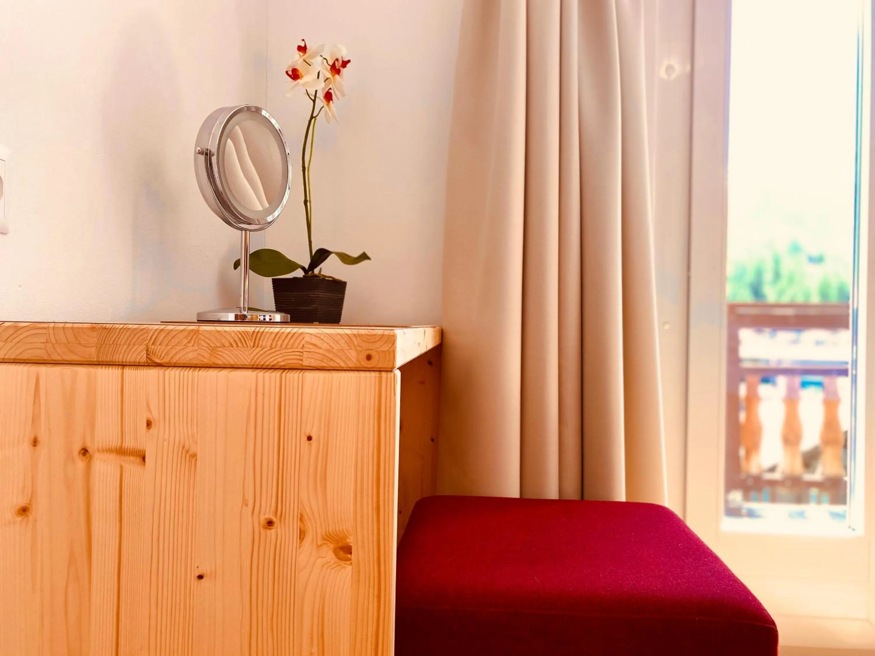 Photo of the whole room in Hotel Capricorn