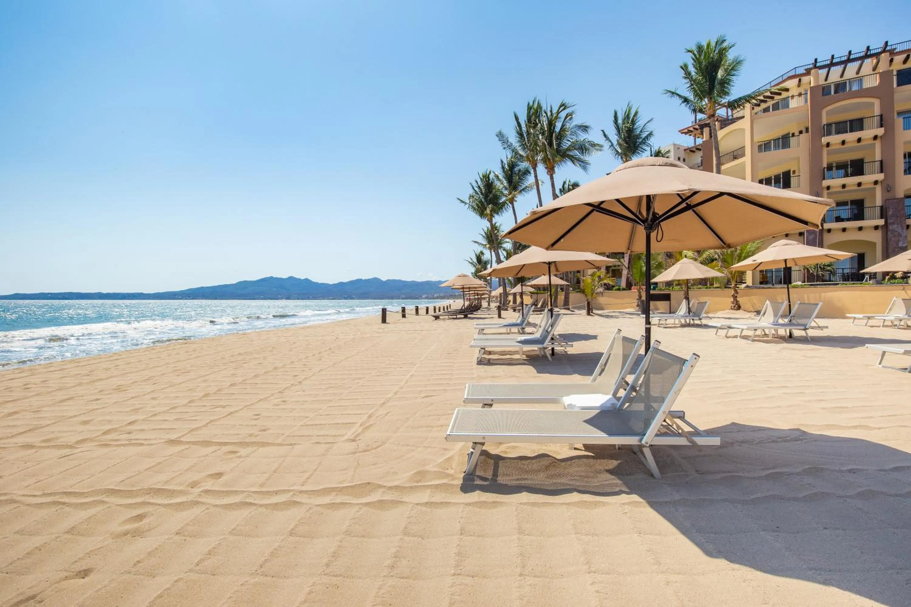 Day in Villa Del Palmar Flamingos Beach Resort & Spa