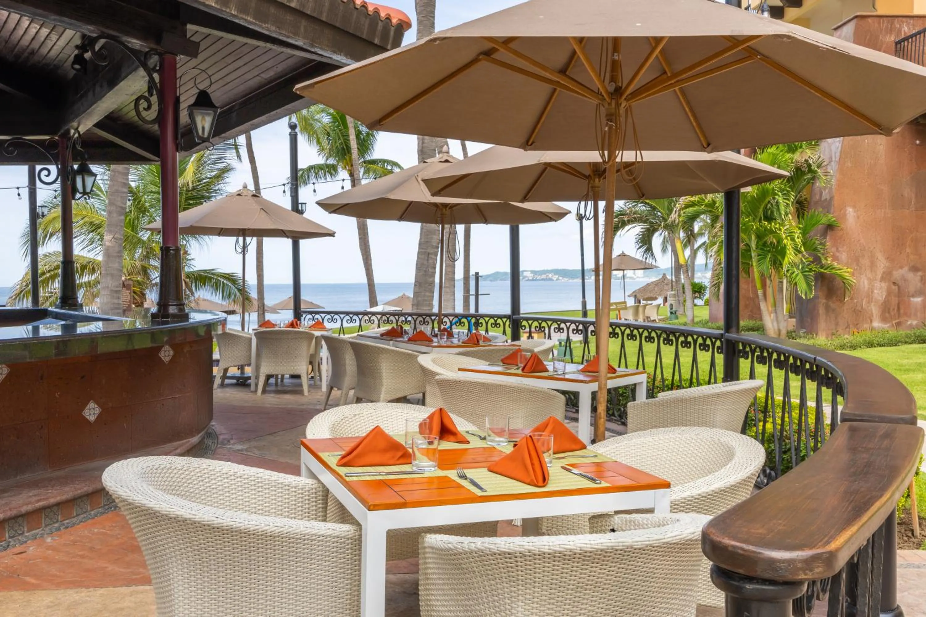 Restaurant/places to eat in Villa Del Palmar Flamingos Beach Resort & Spa