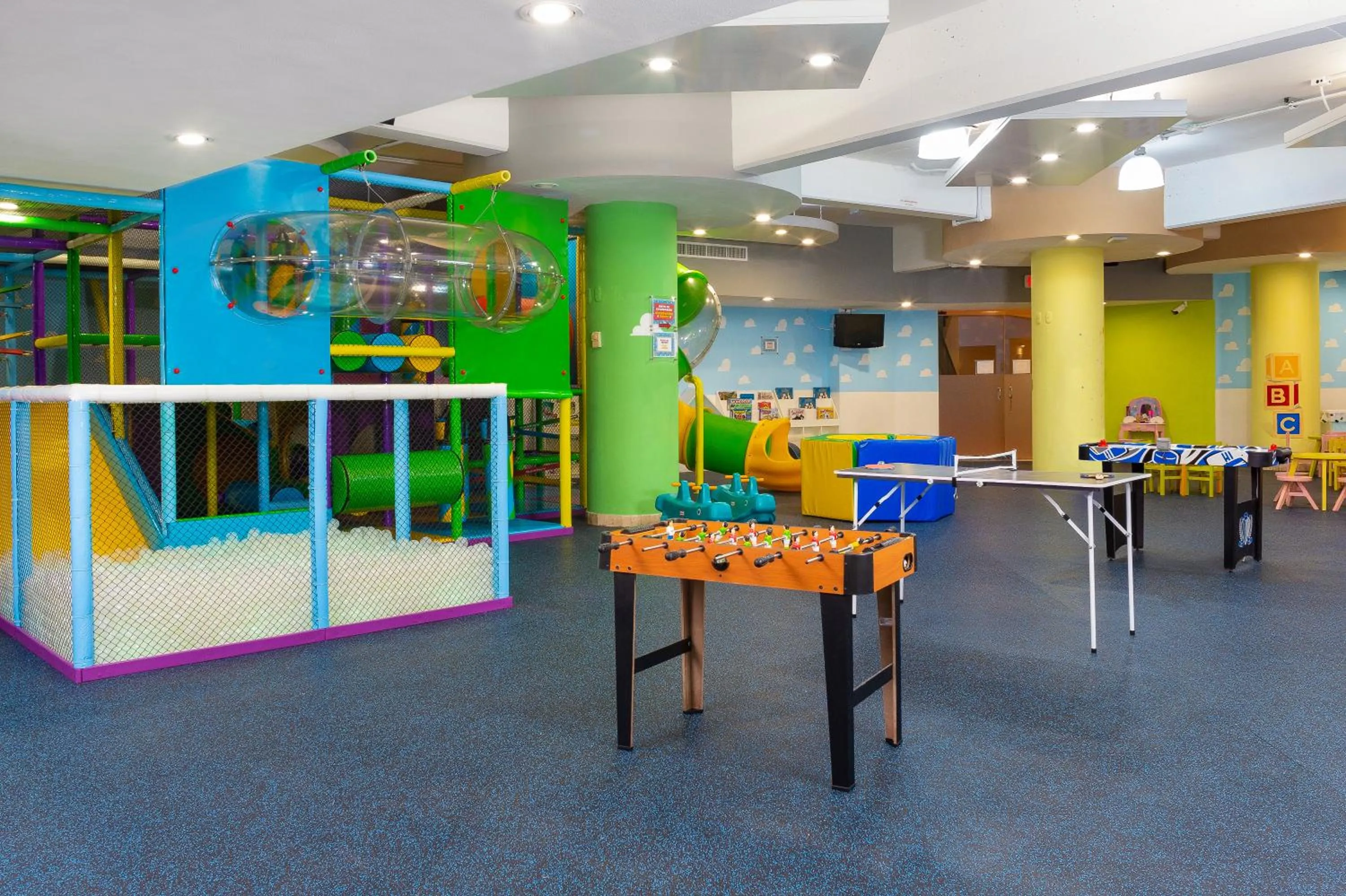 Kids's club in Villa Del Palmar Flamingos Beach Resort & Spa