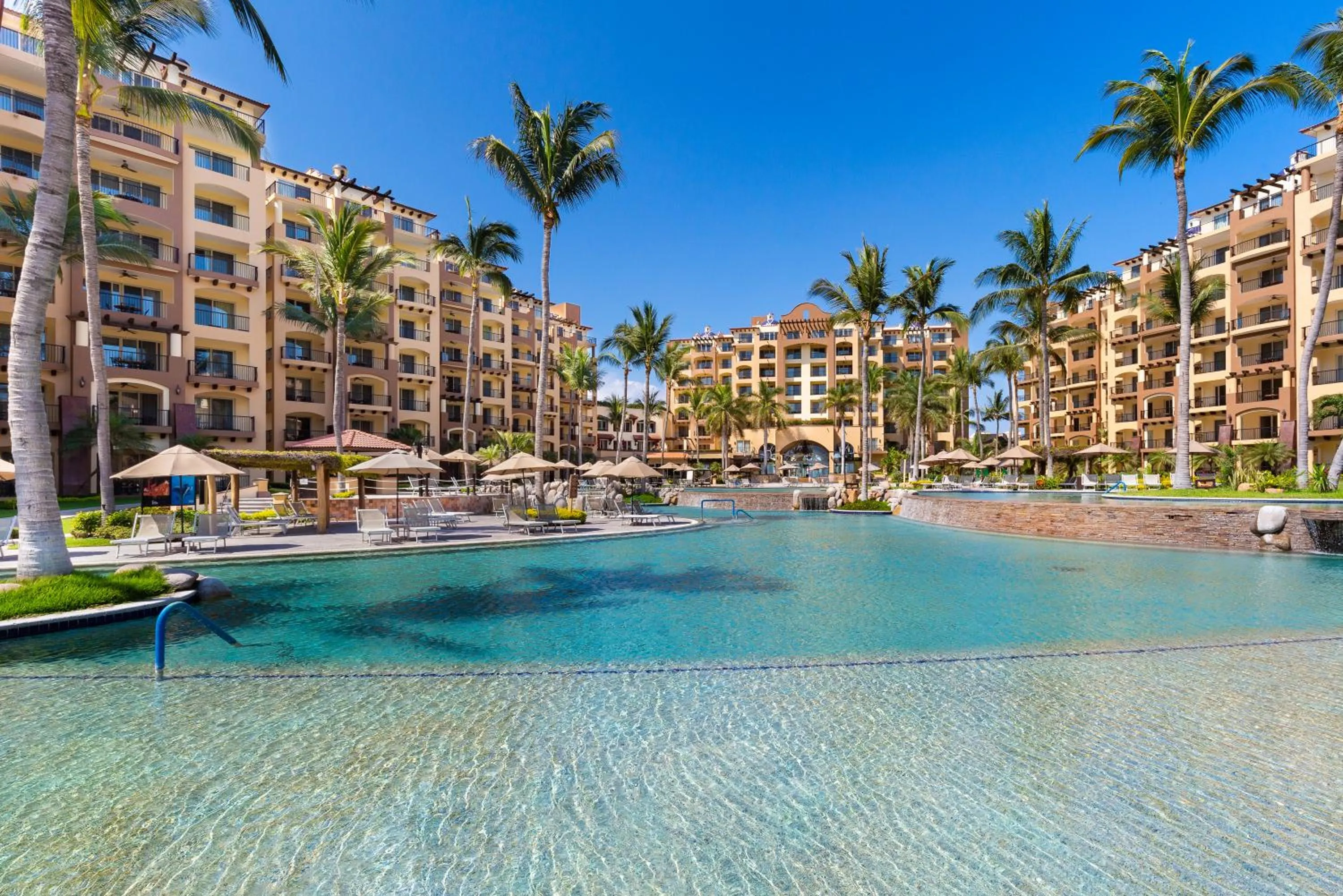 Swimming pool in Villa Del Palmar Flamingos Beach Resort & Spa