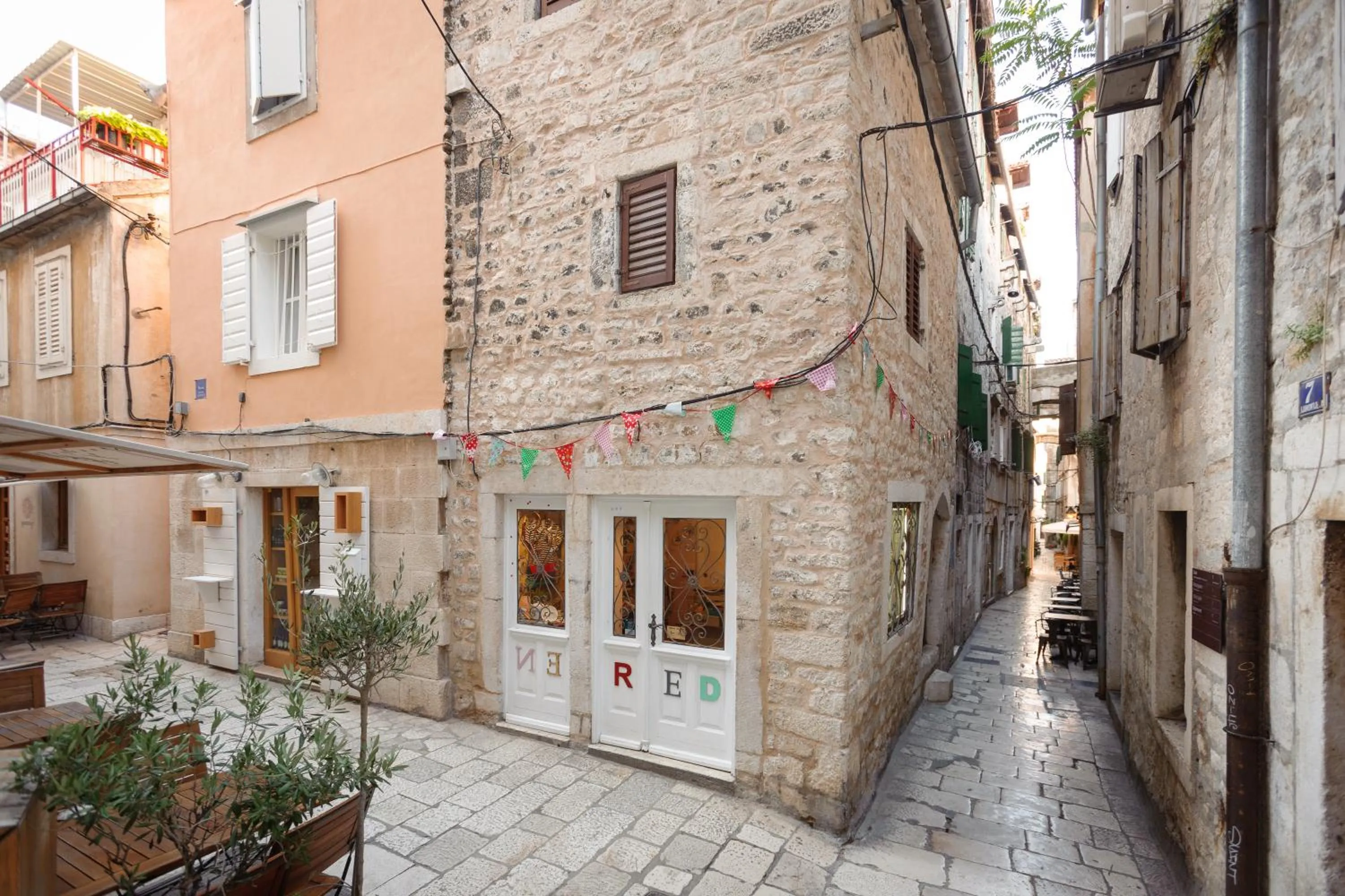 Food close-up in Luxury Rooms Bajamonti