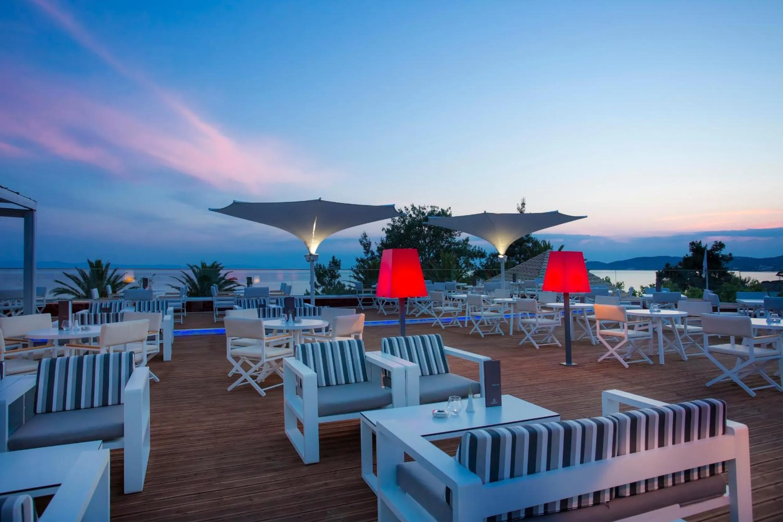 Food in Alexandra Beach Spa Resort