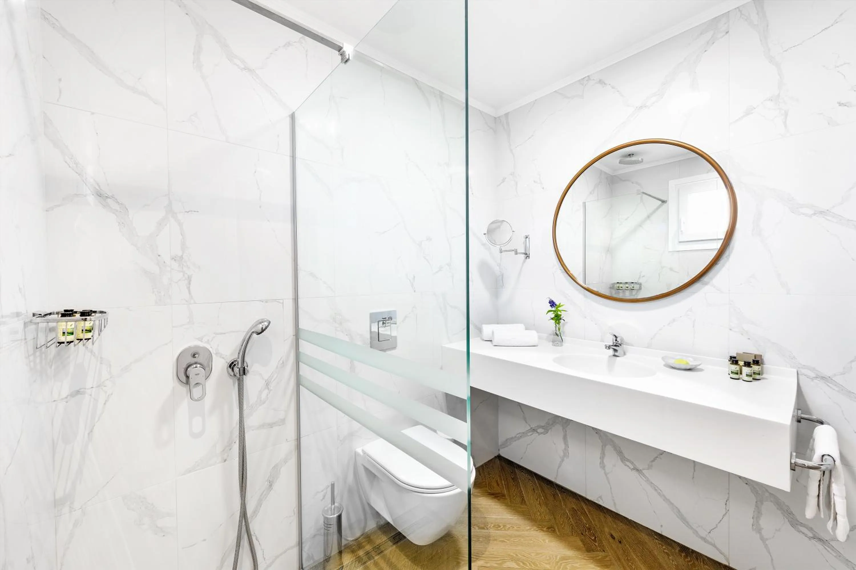 Bathroom in Alexandra Beach Spa Resort