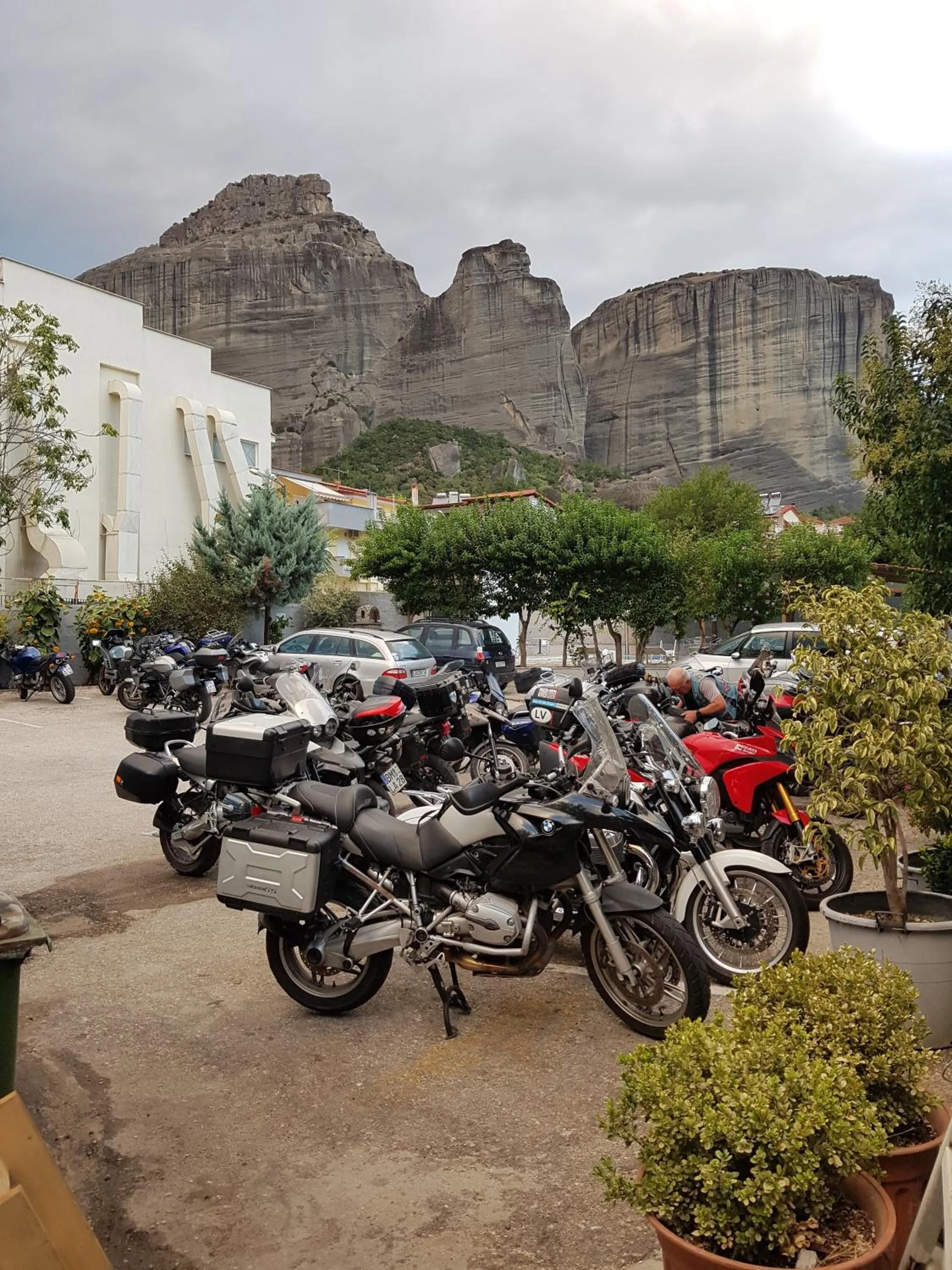 Parking in Hotel Edelweiss