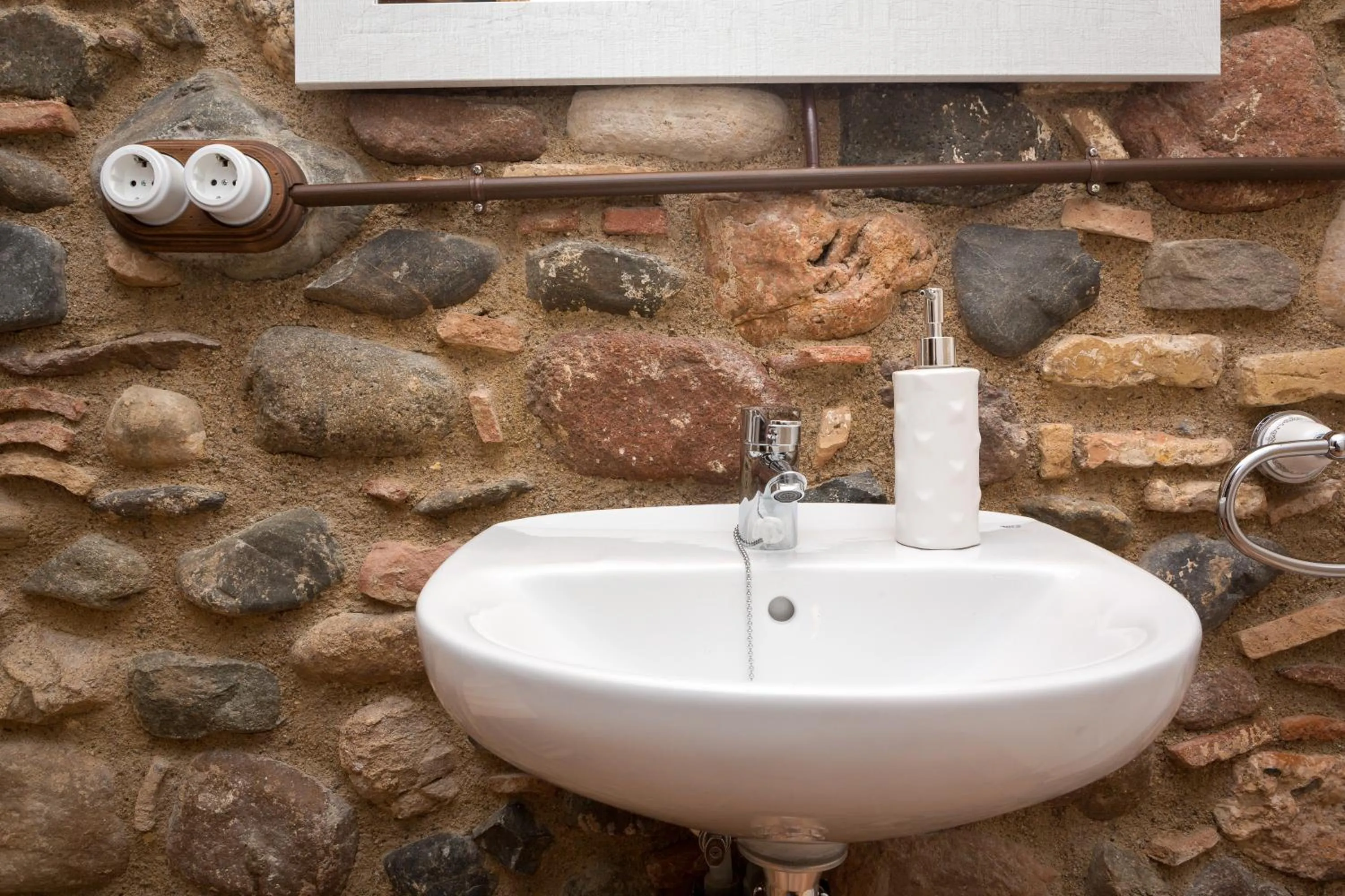 Bathroom in Rincón de piedra BCN