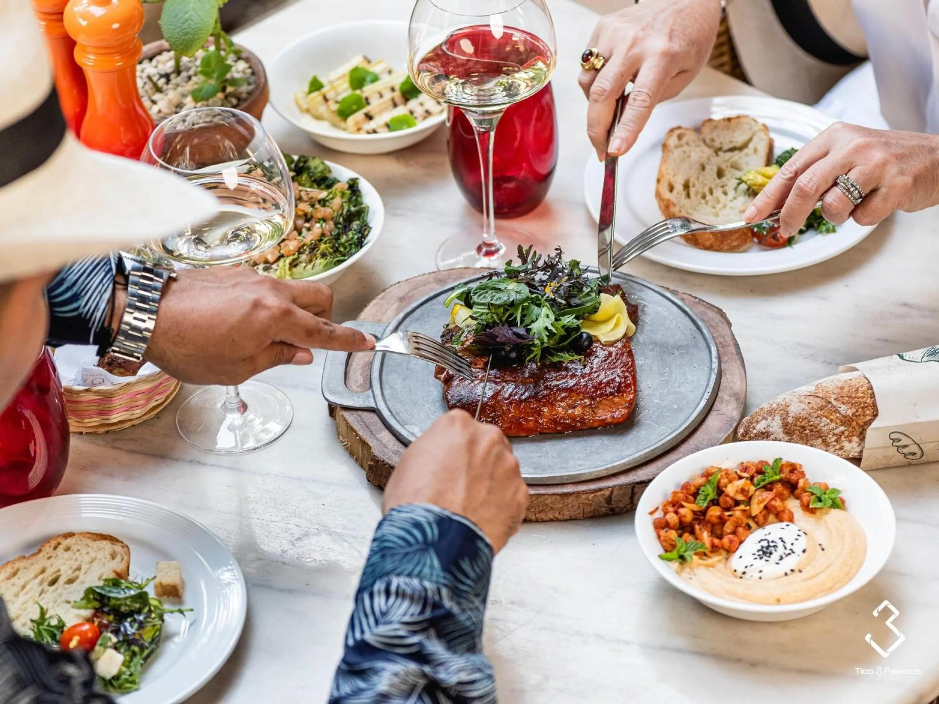 Restaurant/places to eat in Sofitel Legend Santa Clara Cartagena